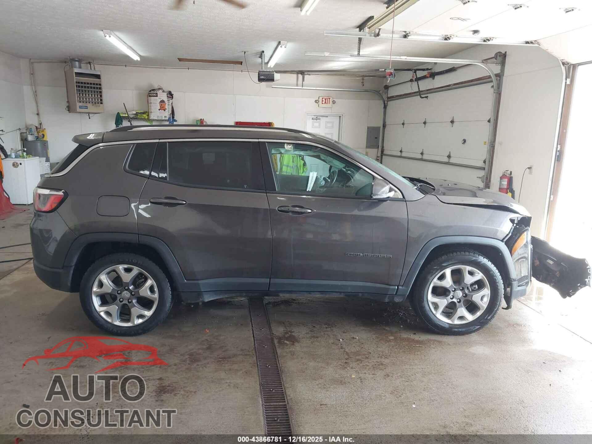 JEEP COMPASS 2020 - 3C4NJCCB7LT231146