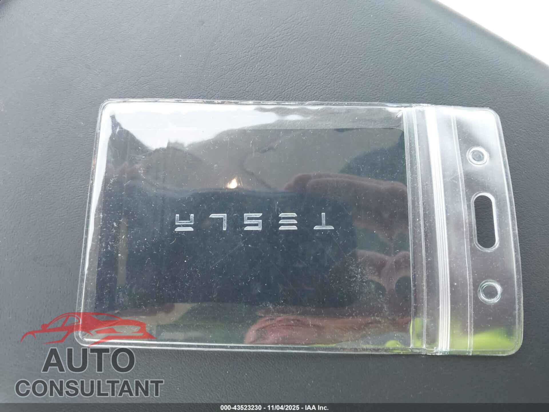 TESLA MODEL 3 2021 - 5YJ3E1EA9MF908444