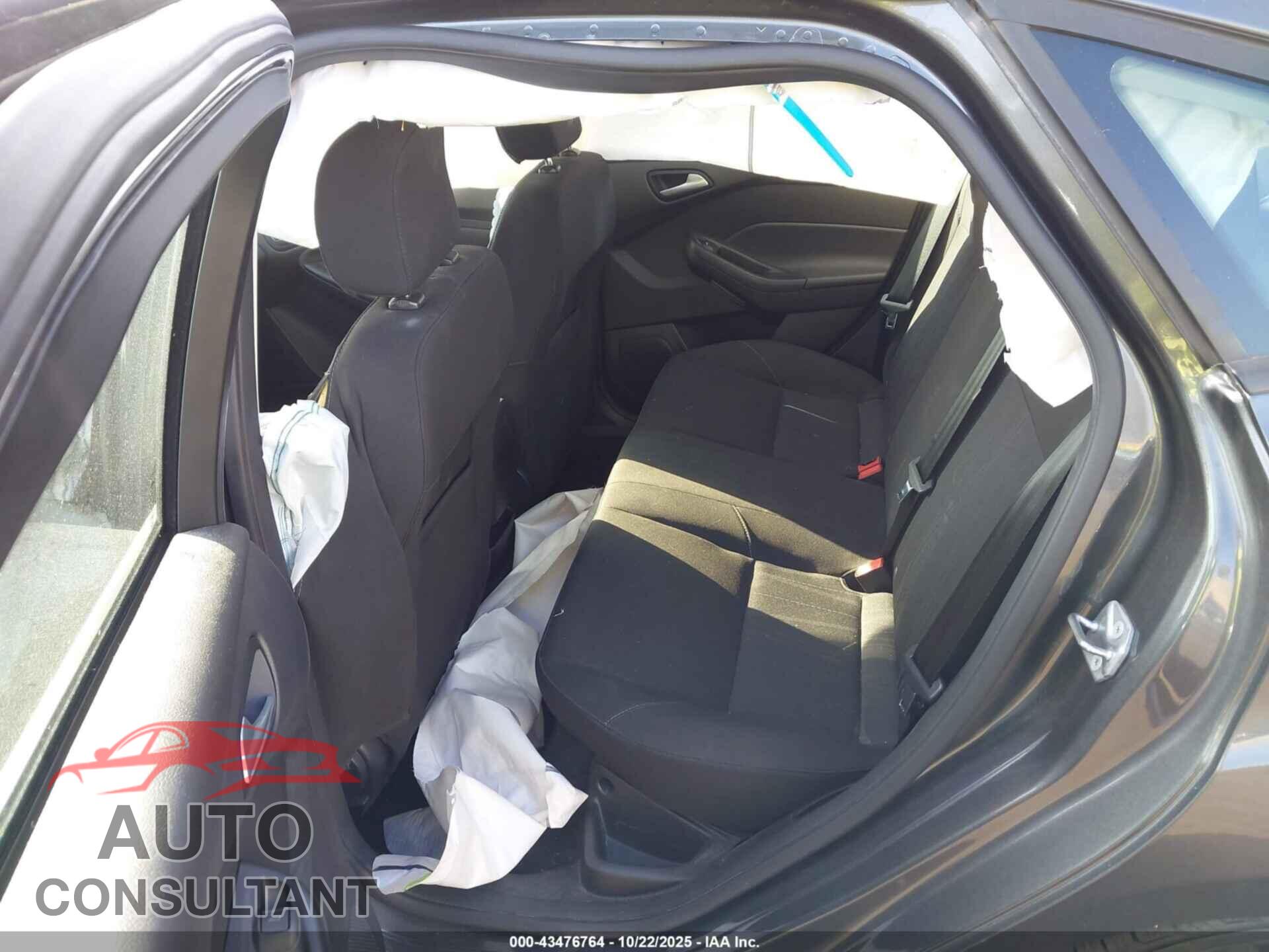 FORD FOCUS 2017 - 1FADP3FE3HL292860