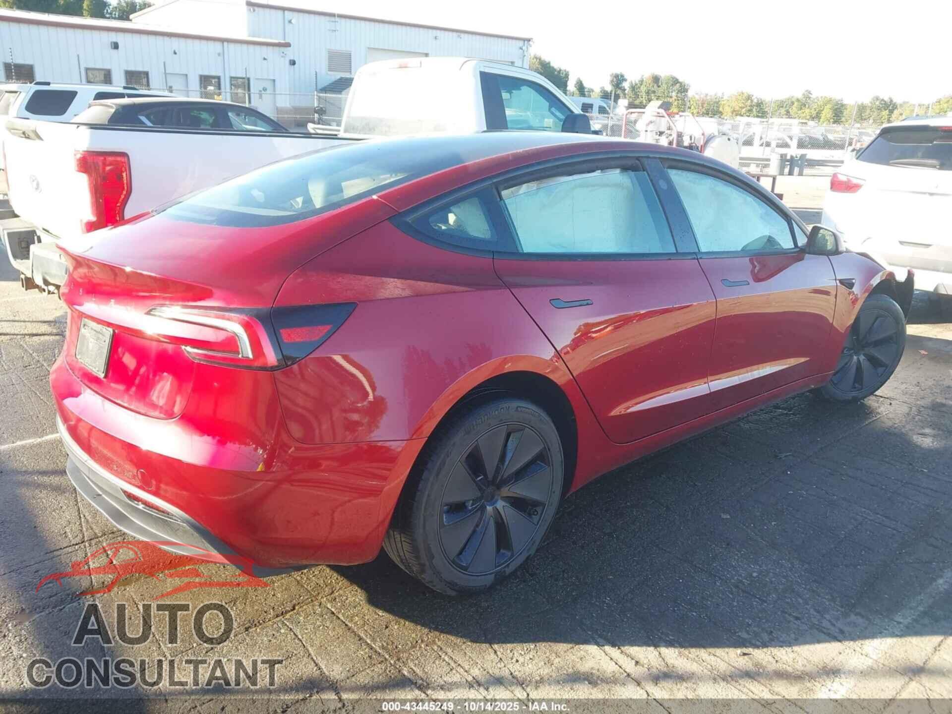 TESLA MODEL 3 2025 - 5YJ3E1EA4SF988006