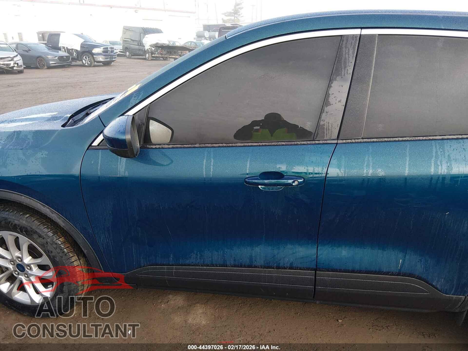FORD ESCAPE 2020 - 1FMCU0G69LUA99048