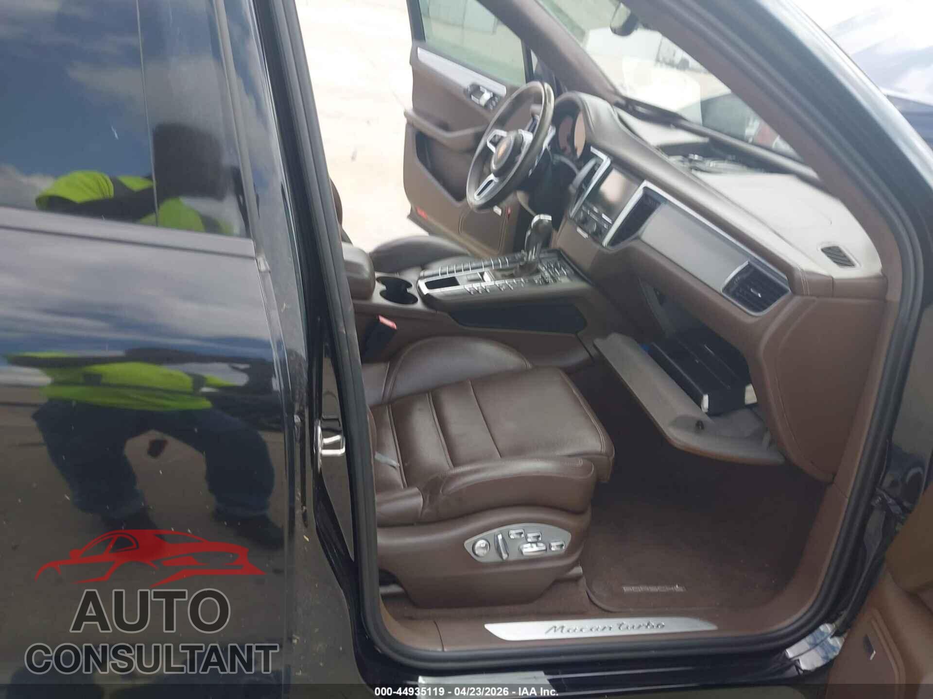 PORSCHE MACAN 2016 - WP1AF2A58GLB90887