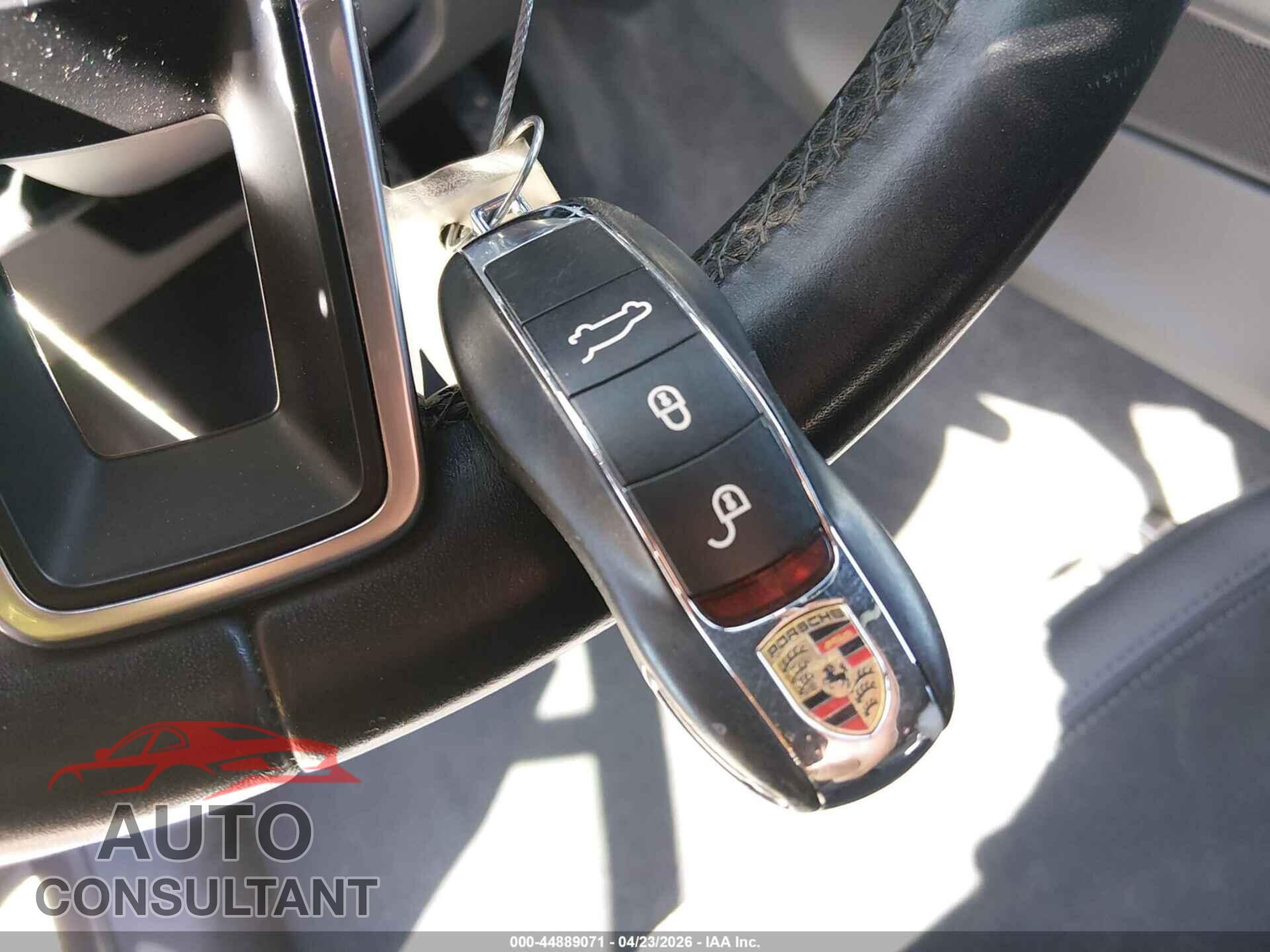 PORSCHE MACAN 2017 - WP1AB2A52HLB10027