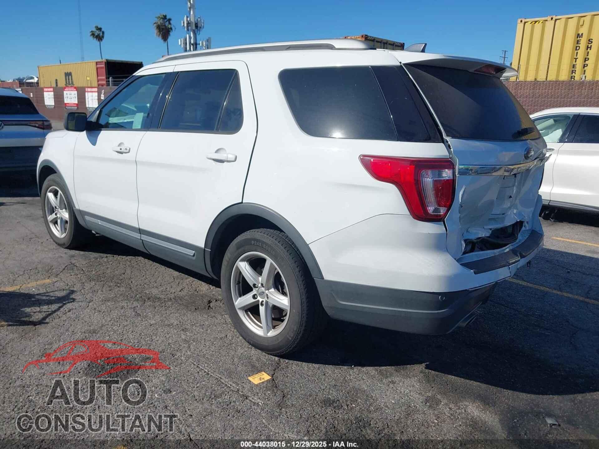 FORD EXPLORER 2018 - 1FM5K7D85JGB44236