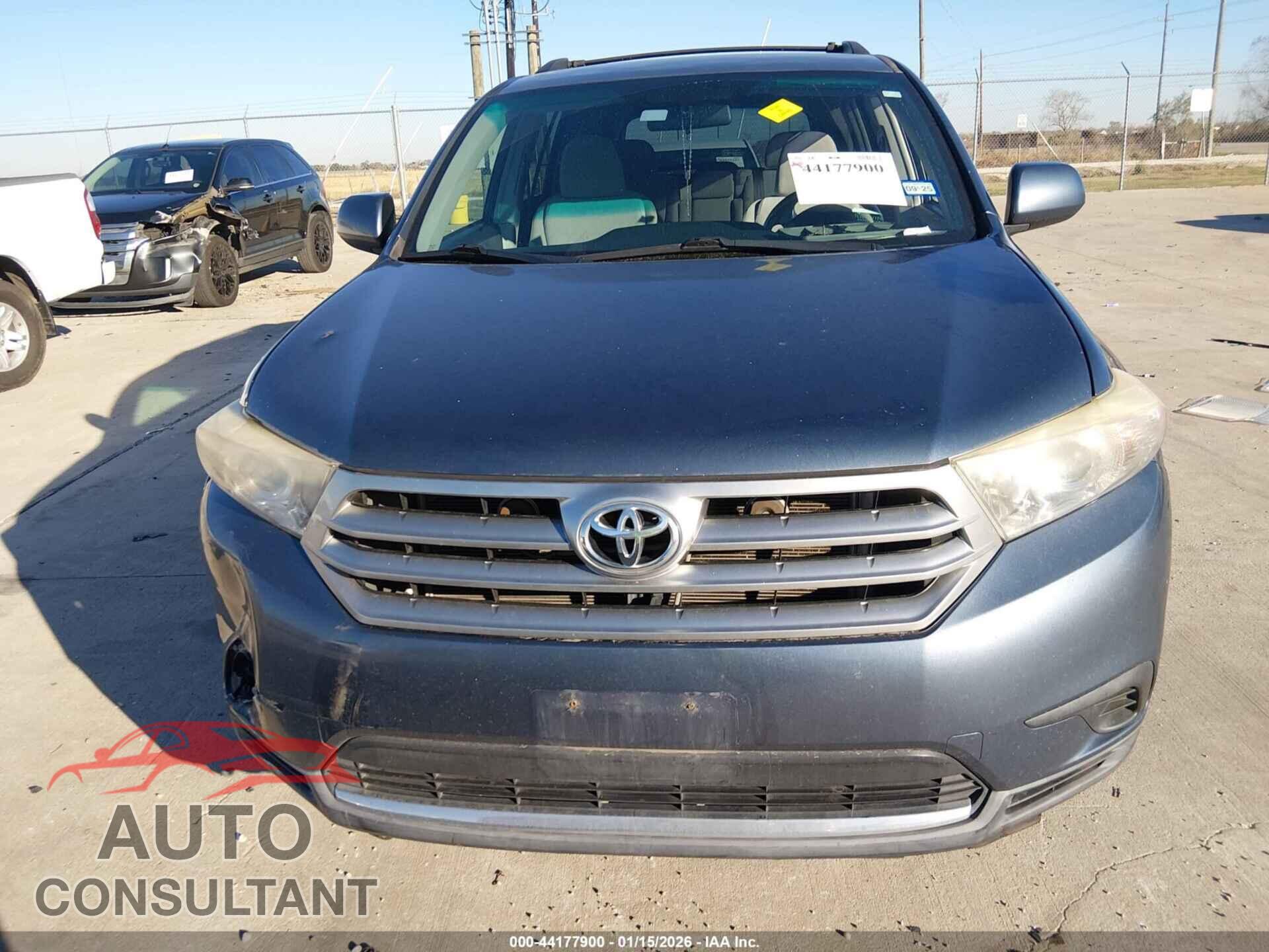 TOYOTA HIGHLANDER 2013 - 5TDBK3EH8DS218578