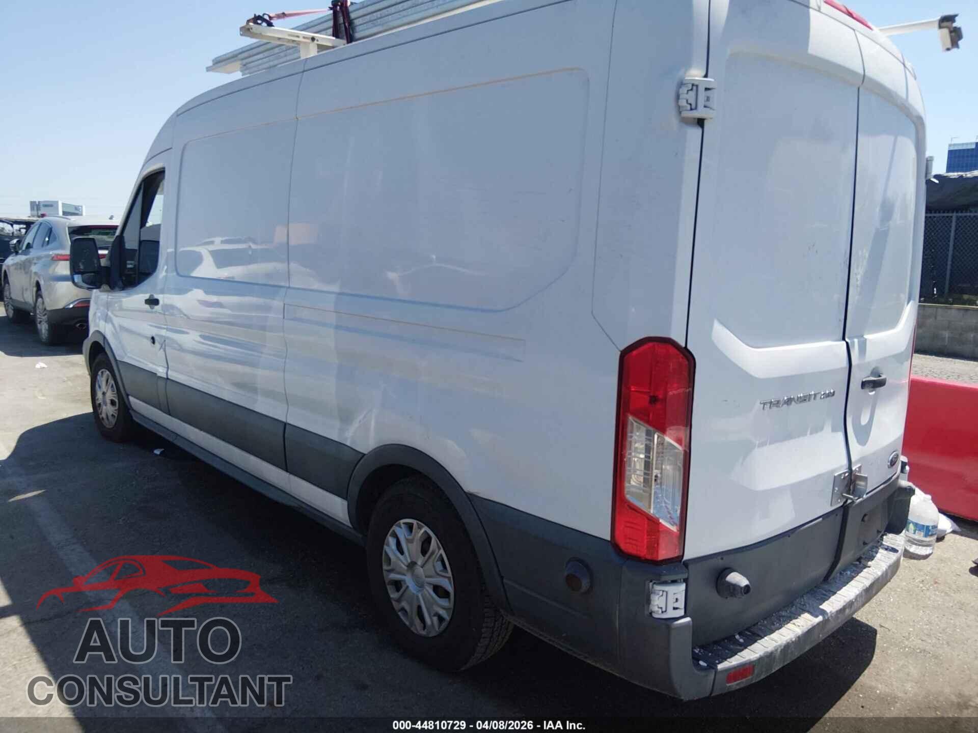 FORD TRANSIT-250 2015 - 1FTNR2CM4FKB11847