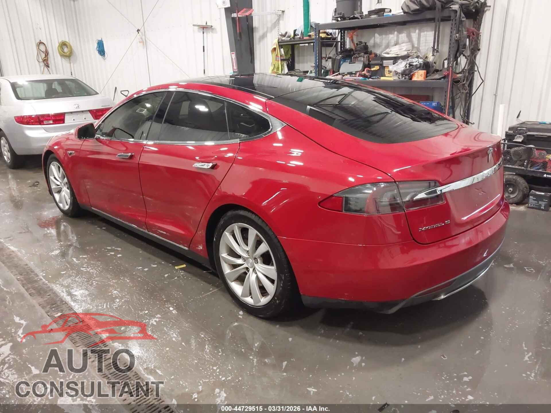 TESLA MODEL S 2016 - 5YJSA1E20GF132404