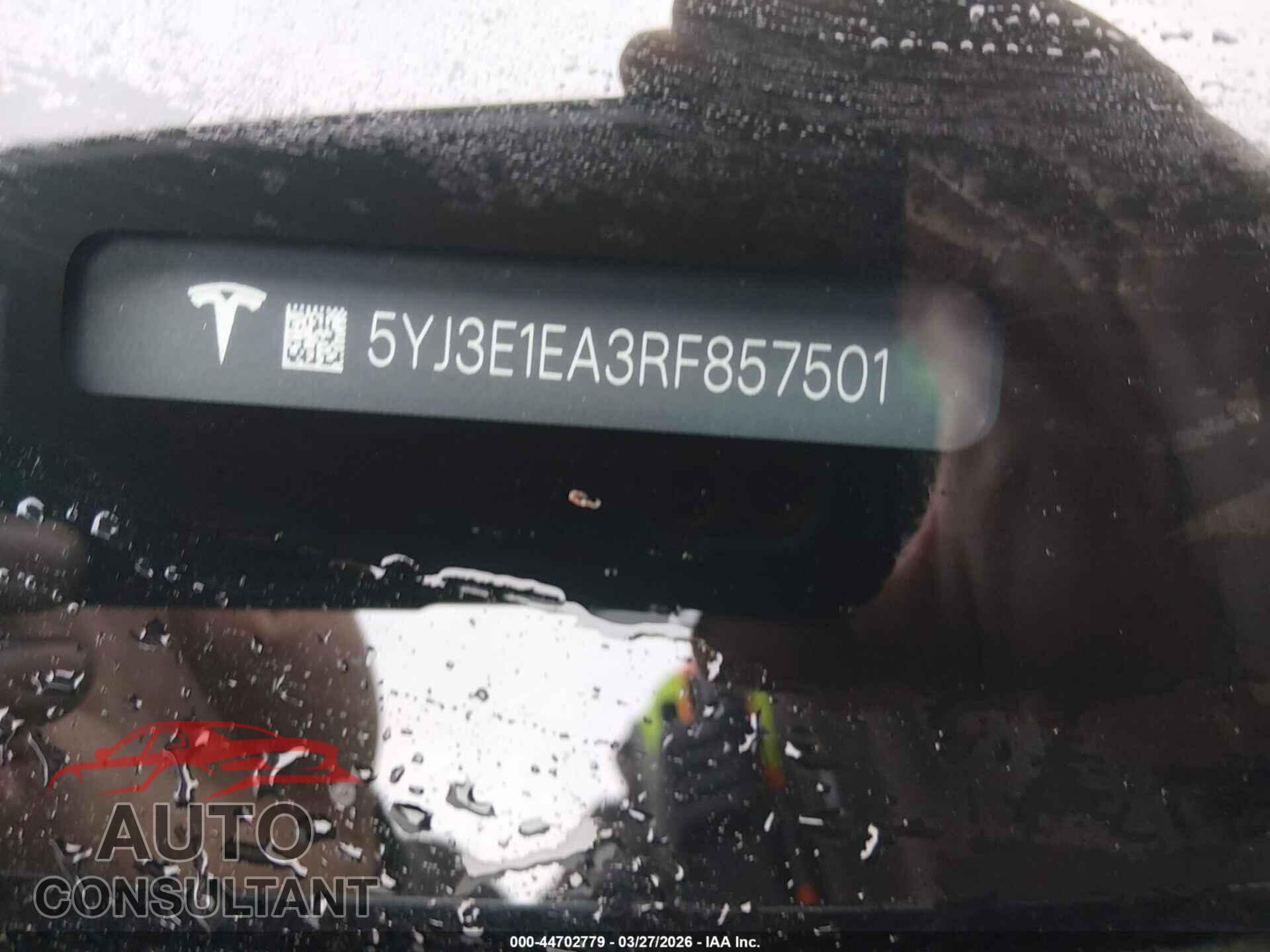TESLA MODEL 3 2024 - 5YJ3E1EA3RF857501
