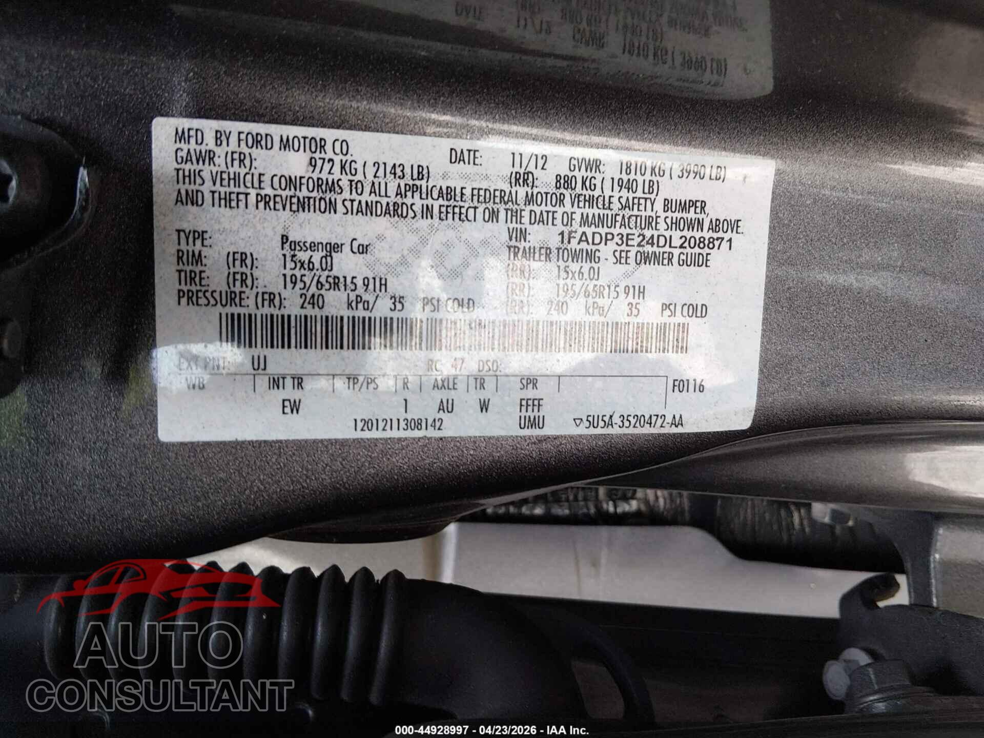 FORD FOCUS 2013 - 1FADP3E24DL208871