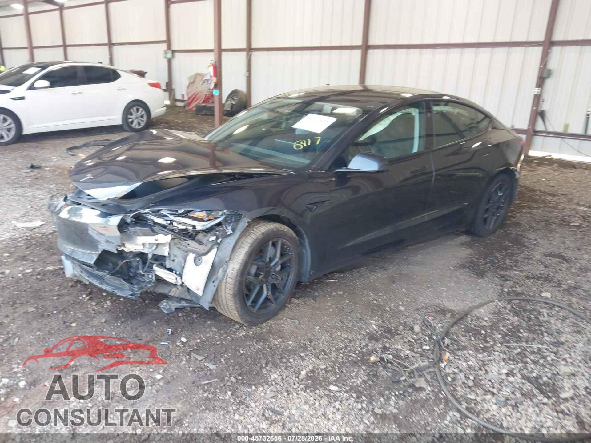 TESLA MODEL 3 2024 - 5YJ3E1EA9RF856417
