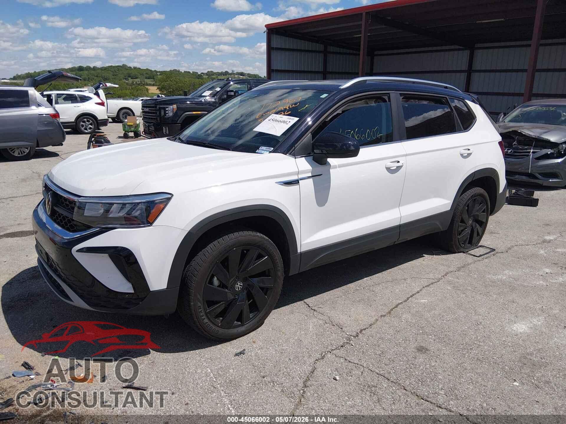 VOLKSWAGEN TAOS 2024 - 3VVVX7B21RM076282