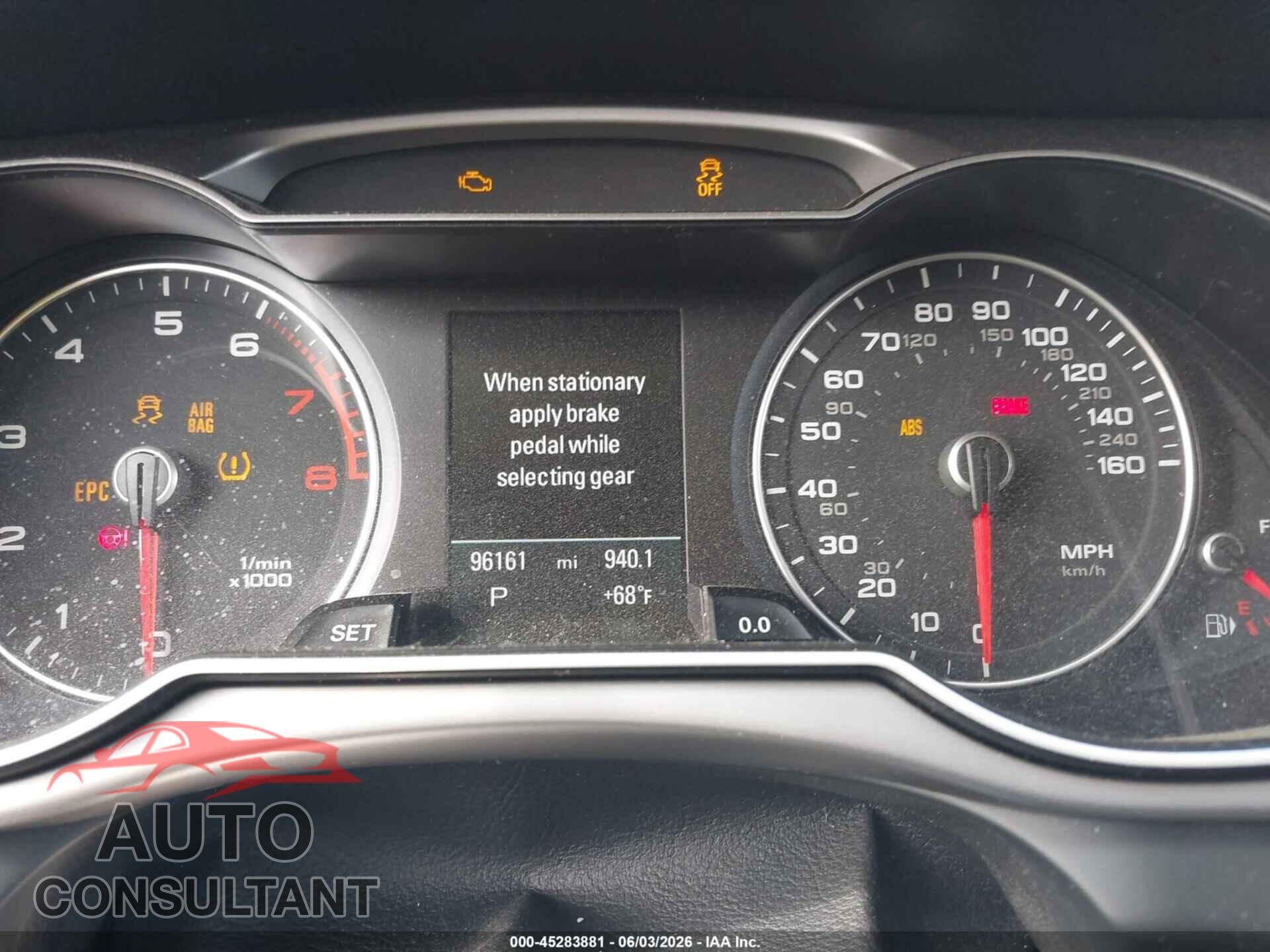 AUDI A4 2013 - WAUFFAFL7DN018792