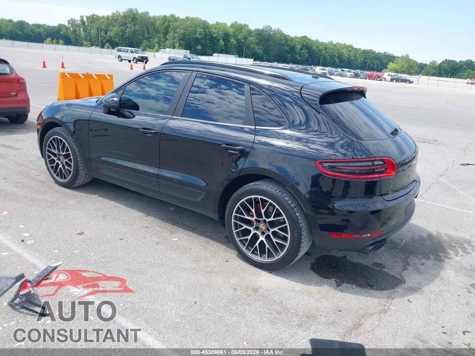 PORSCHE MACAN 2018 - WP1AA2A51JLB16880