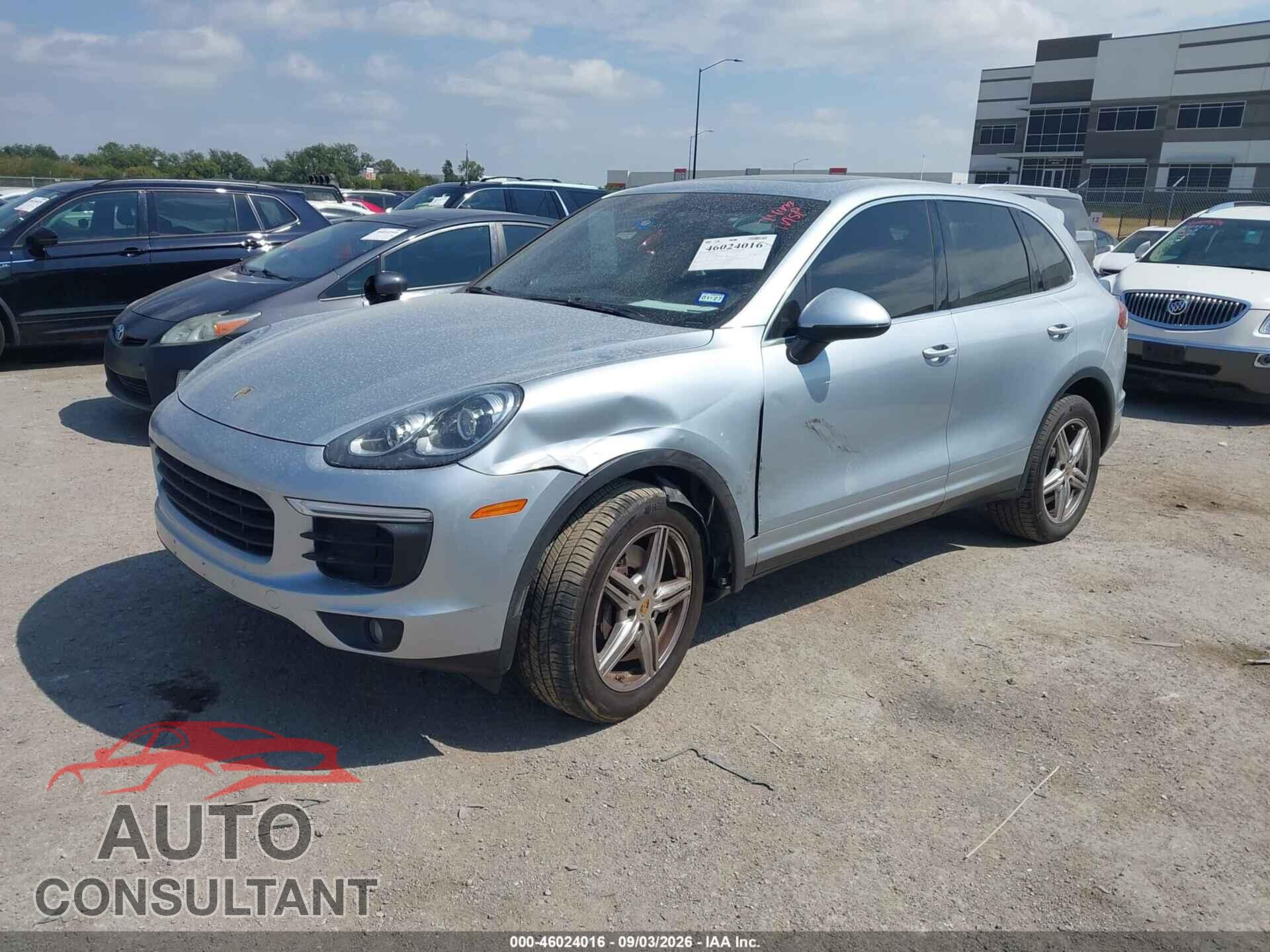 PORSCHE CAYENNE 2016 - WP1AA2A29GKA10892
