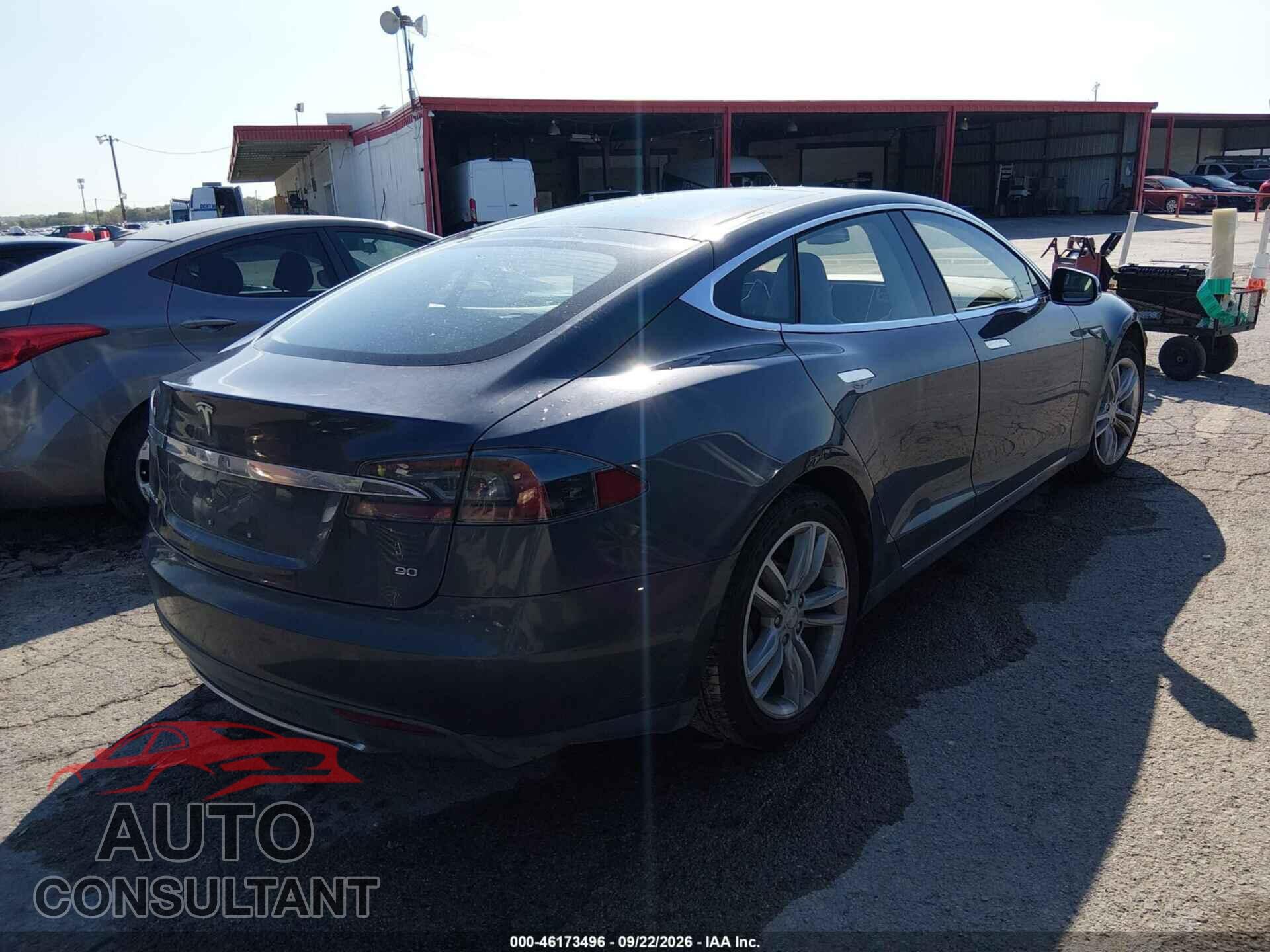 TESLA MODEL S 2015 - 5YJSA1H11FF083473