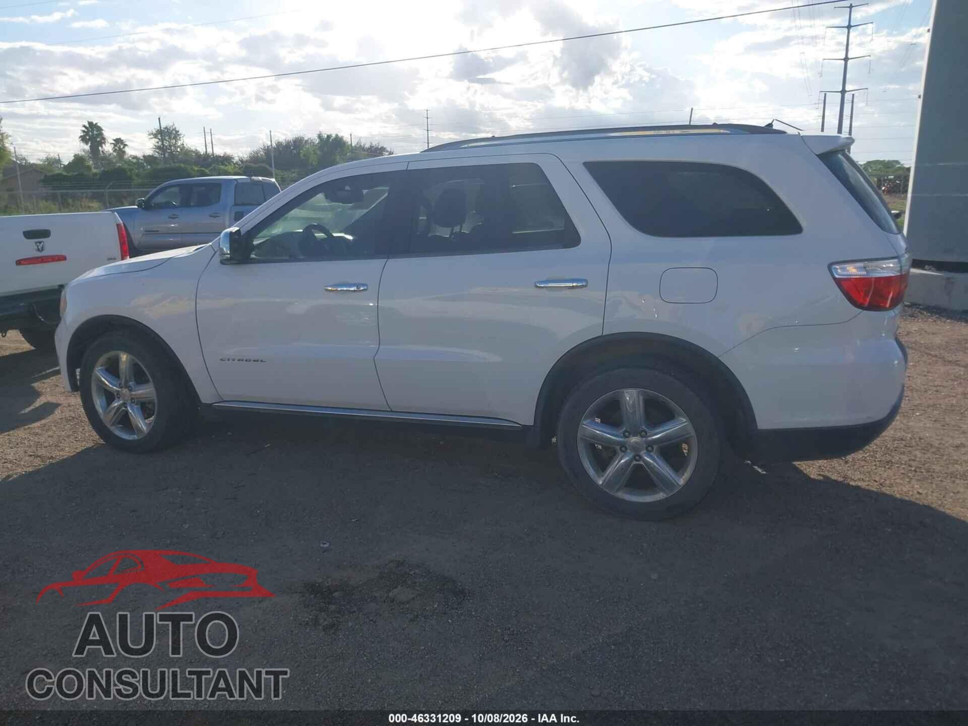 DODGE DURANGO 2013 - 1C4SDHET2DC556880
