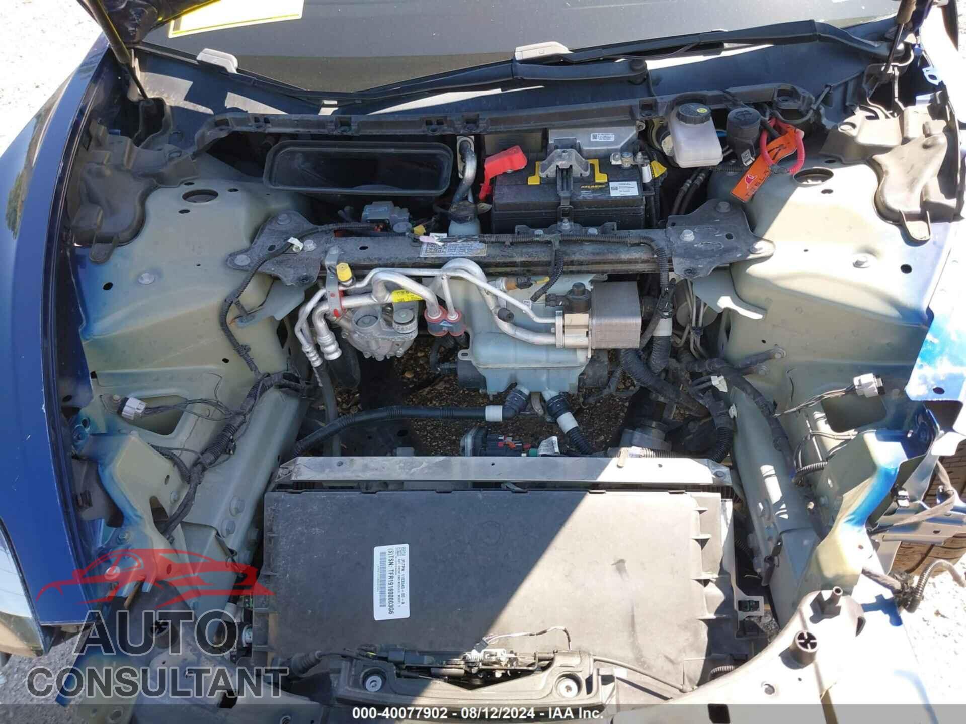 TESLA MODEL 3 2019 - 5YJ3E1EA6KF402308