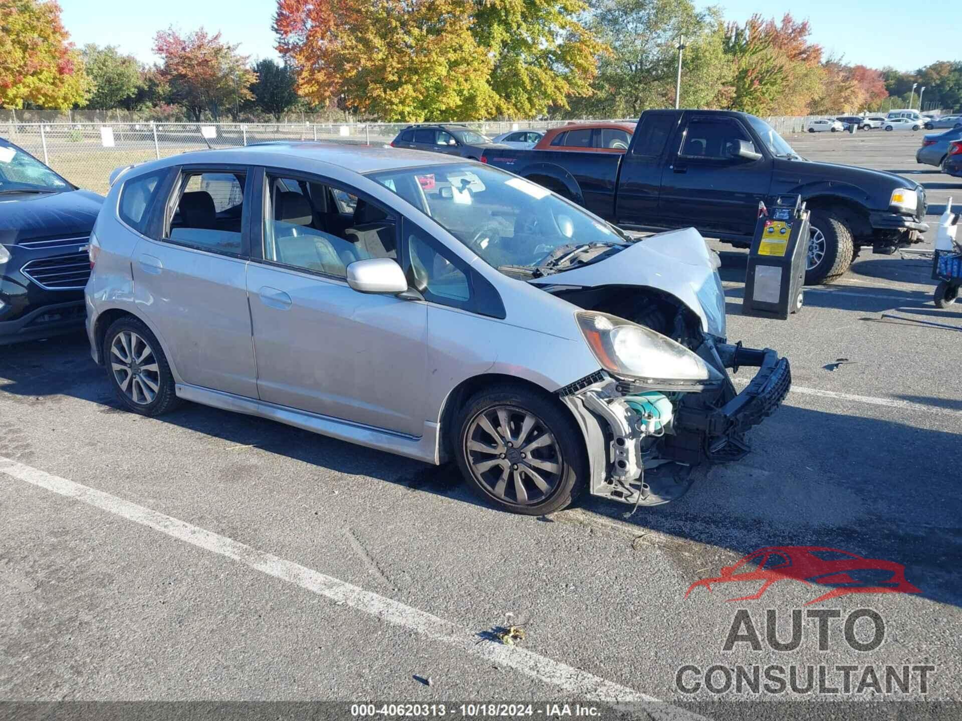 HONDA FIT 2013 - JHMGE8H51DC062993