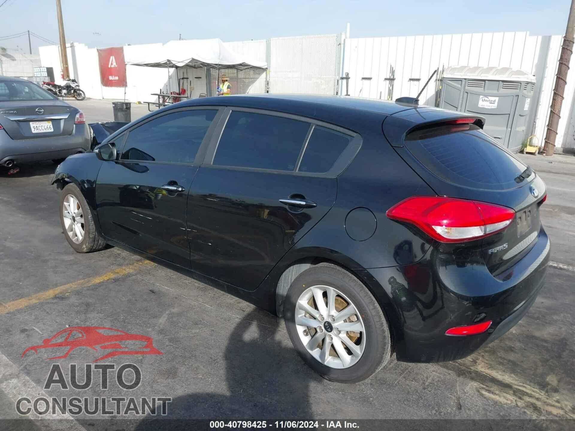 KIA FORTE 2017 - KNAFK5A80H5680676