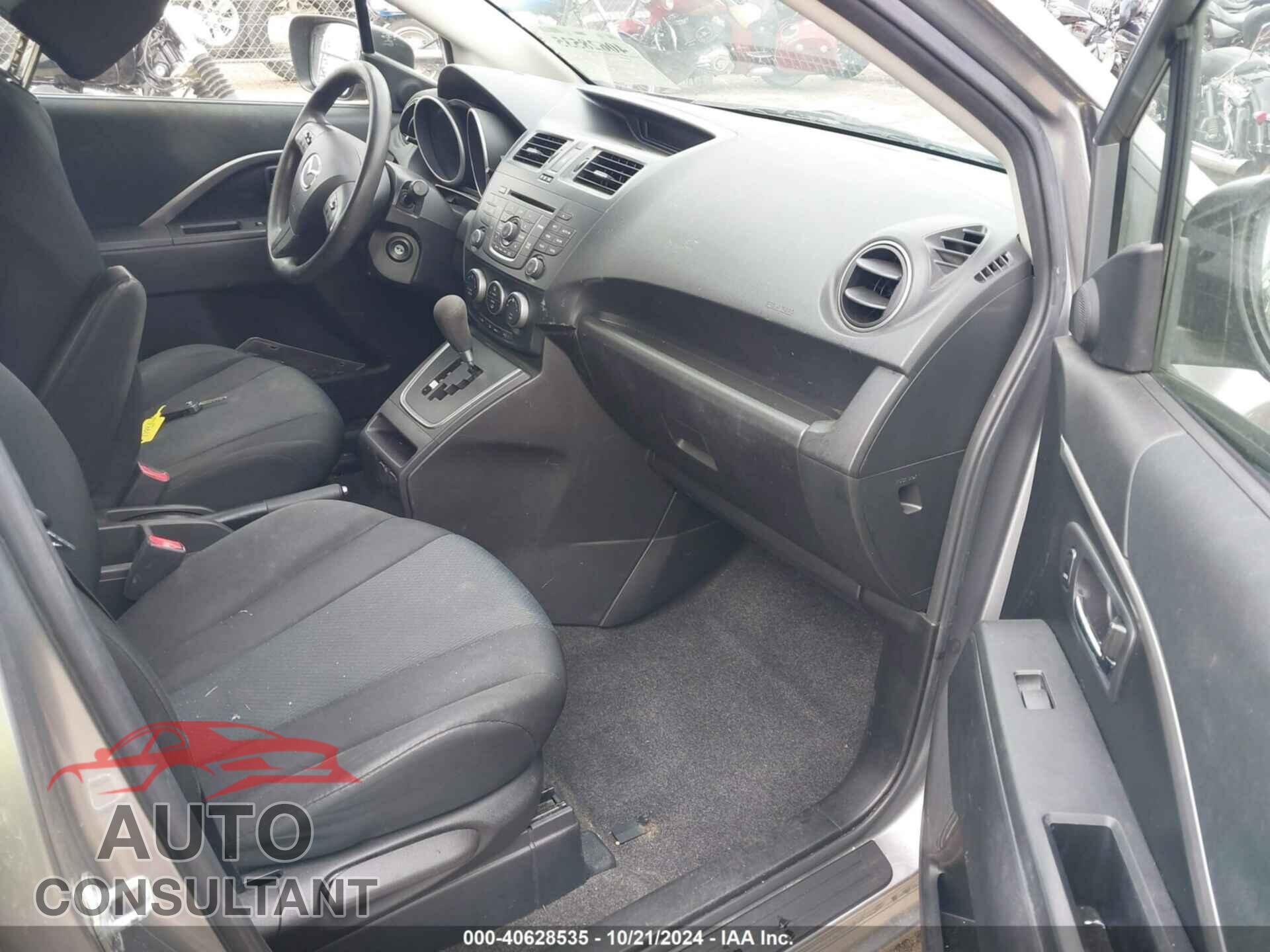 MAZDA MAZDA5 2015 - JM1CW2BL8F0180044