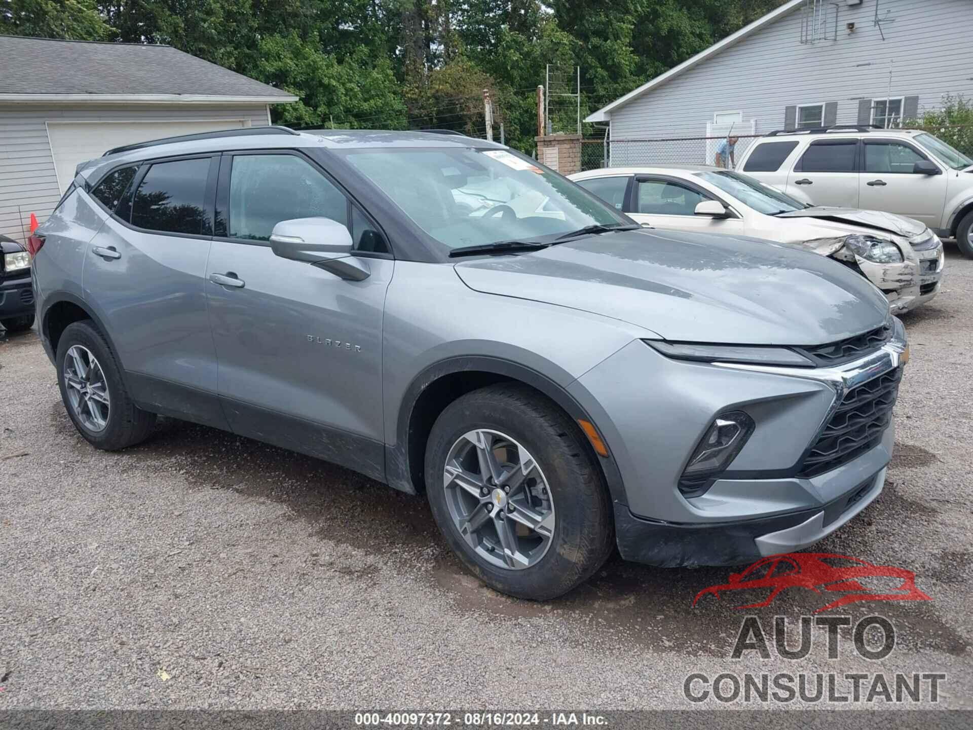 CHEVROLET BLAZER 2023 - 3GNKBDR44PS189102