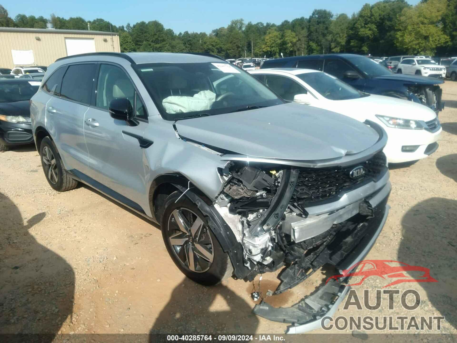 KIA SORENTO 2021 - 5XYRL4LC0MG051560
