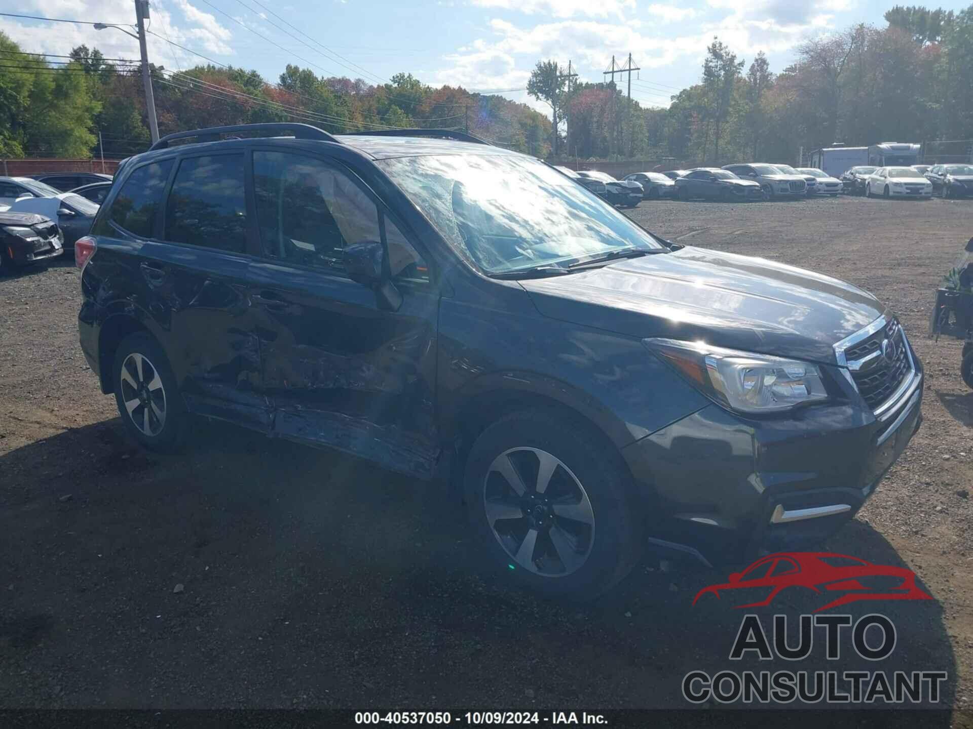 SUBARU FORESTER 2018 - JF2SJAEC0JH457409