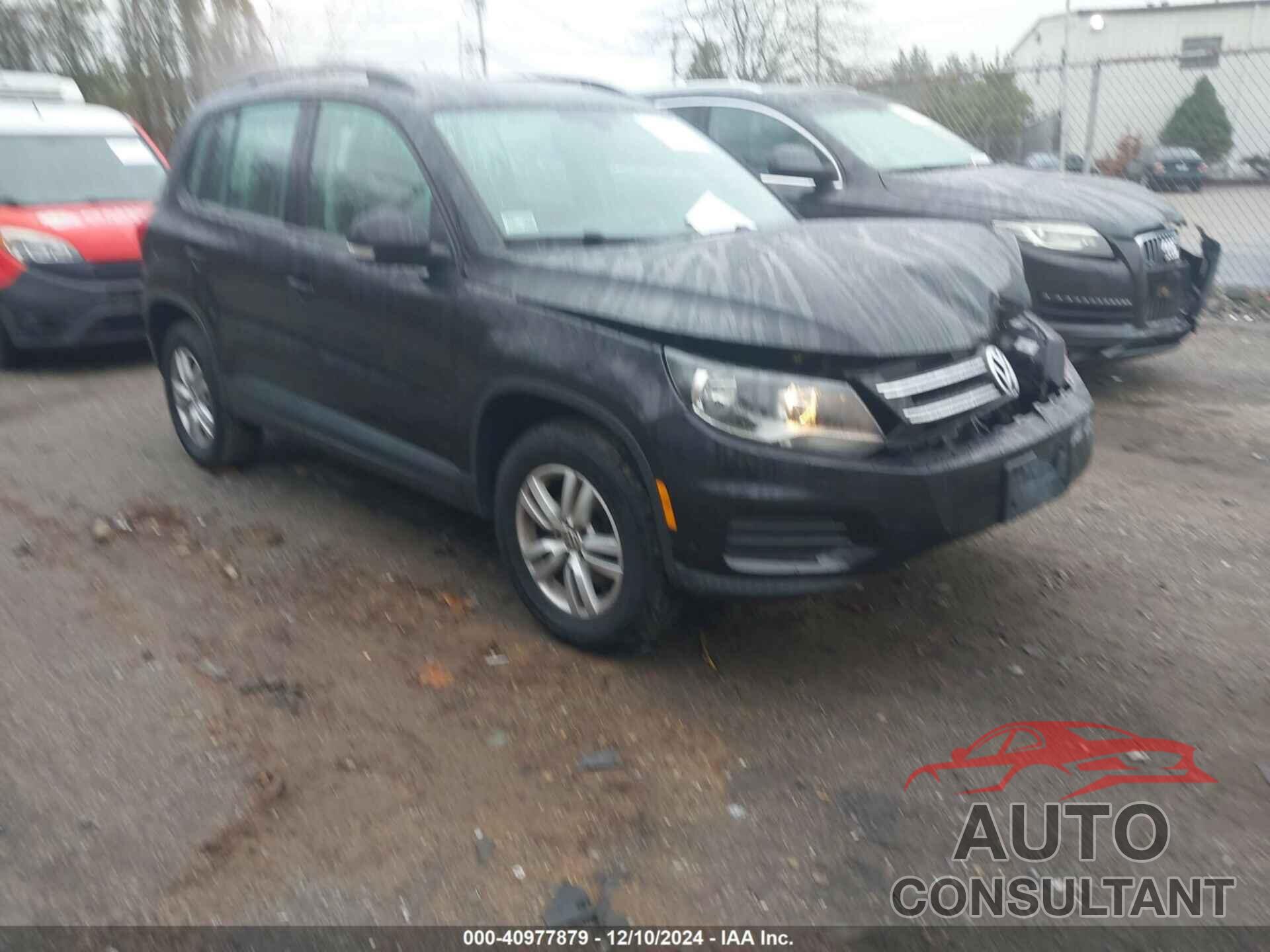 VOLKSWAGEN TIGUAN 2016 - WVGBV7AX5GK000486