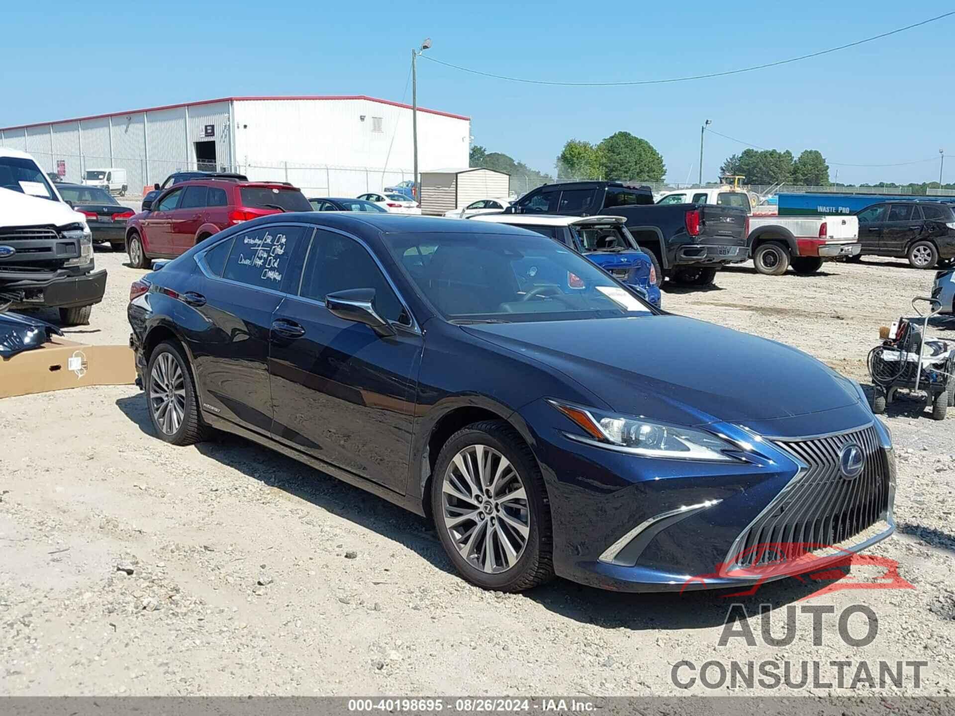 LEXUS ES 300H 2021 - 58ADA1C13MU004426