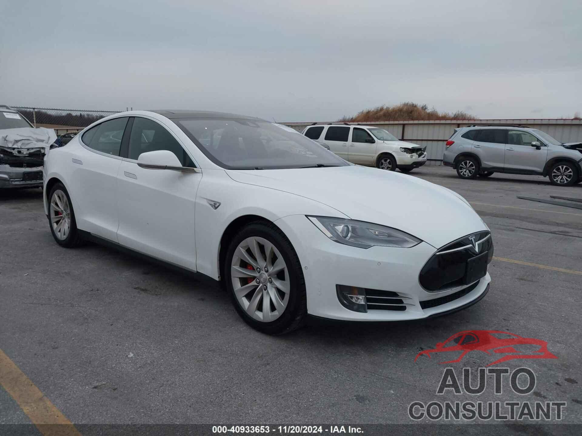 TESLA MODEL S 2015 - 5YJSA1H48FF081651