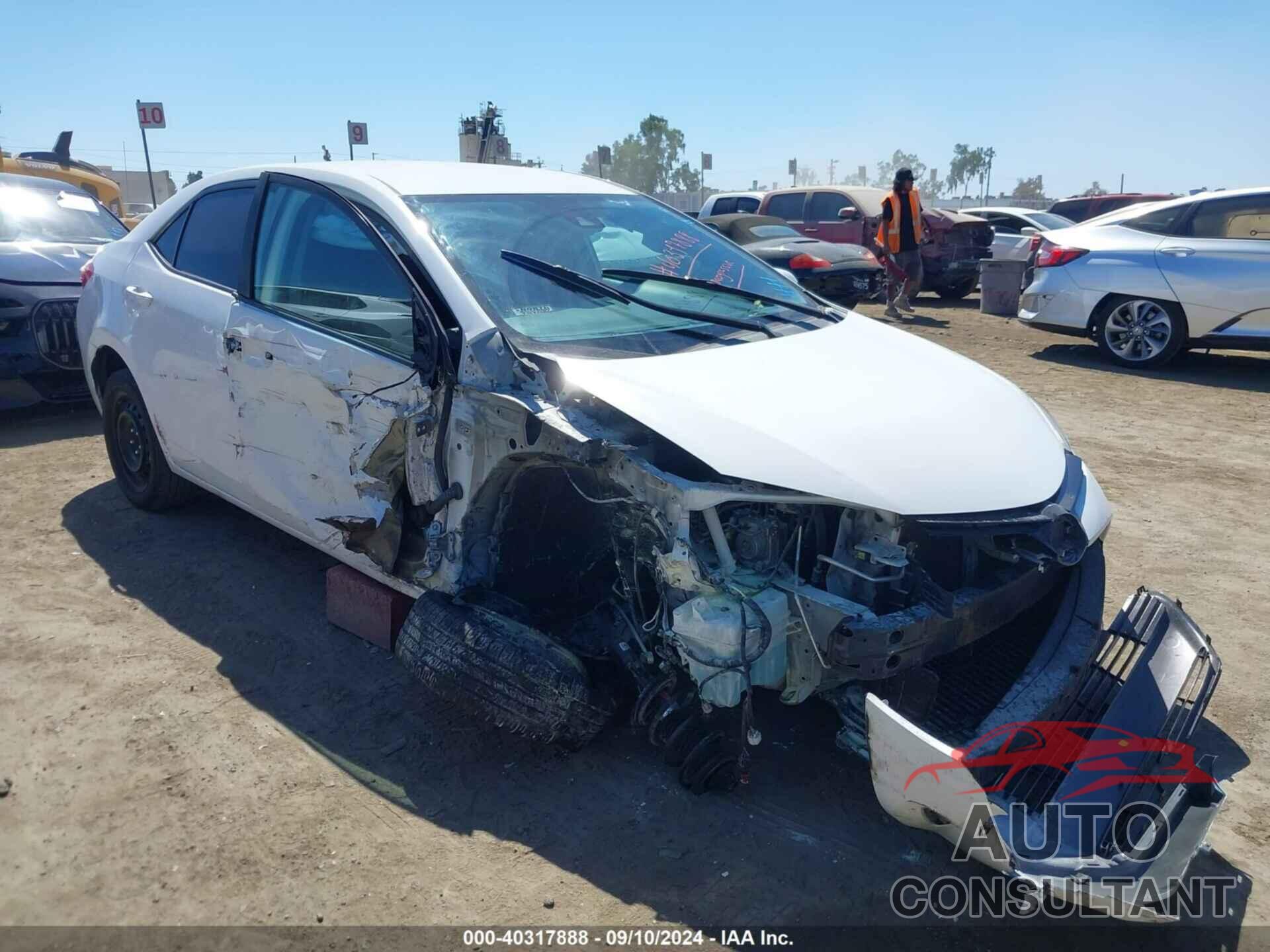 TOYOTA COROLLA 2018 - 5YFBURHE6JP809348