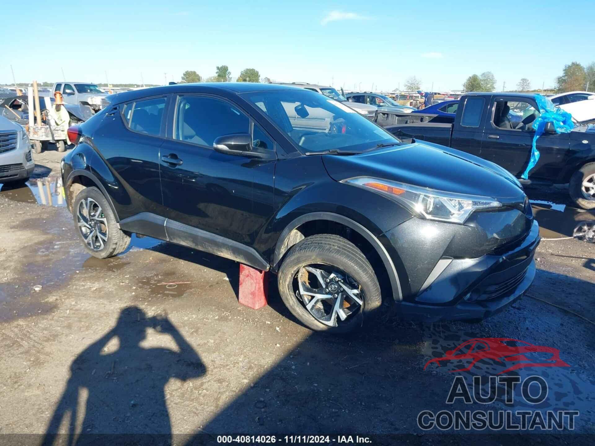 TOYOTA C-HR 2018 - NMTKHMBX4JR025029