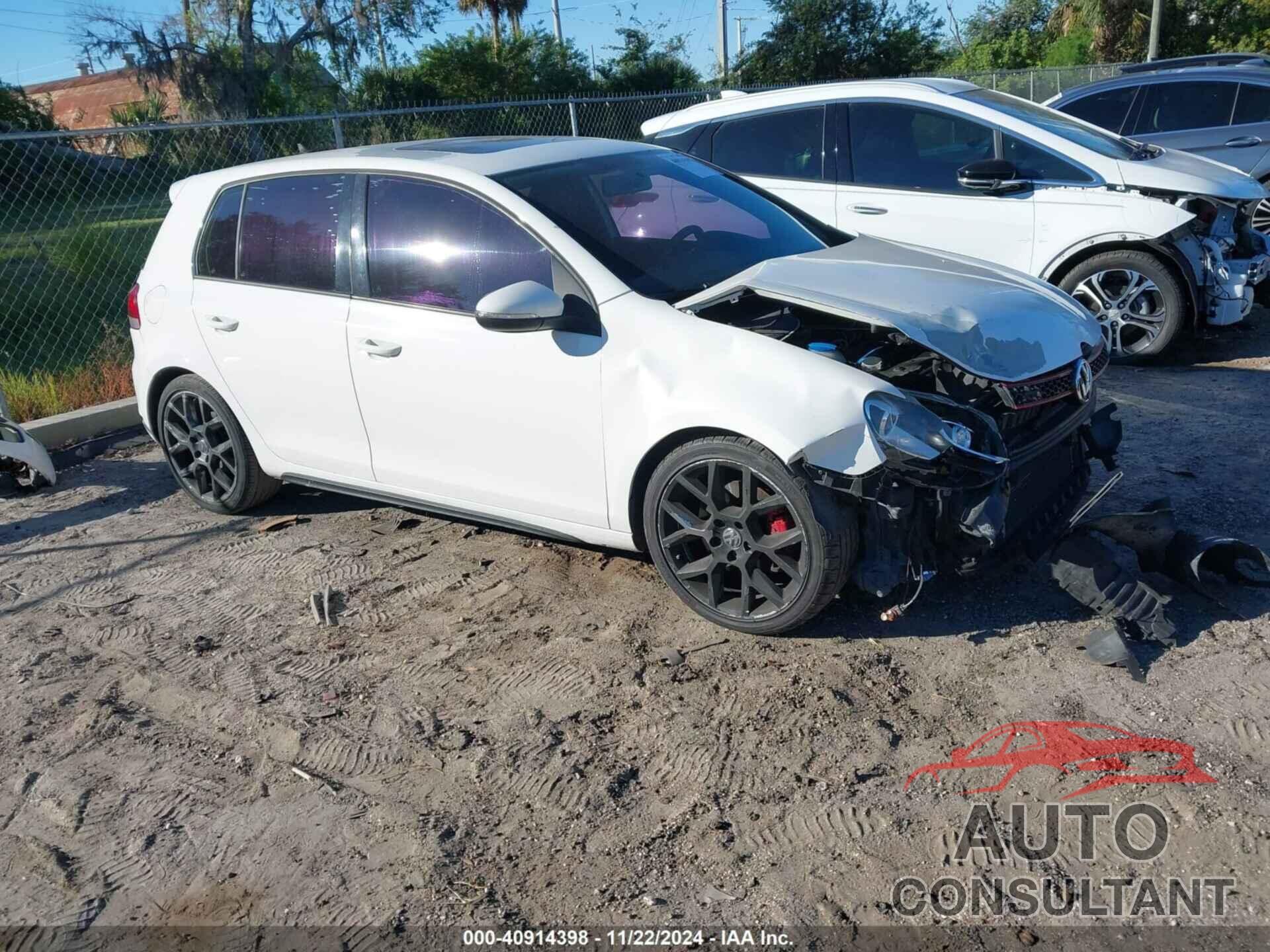 VOLKSWAGEN GTI 2013 - WVWGV7AJ4DW136814