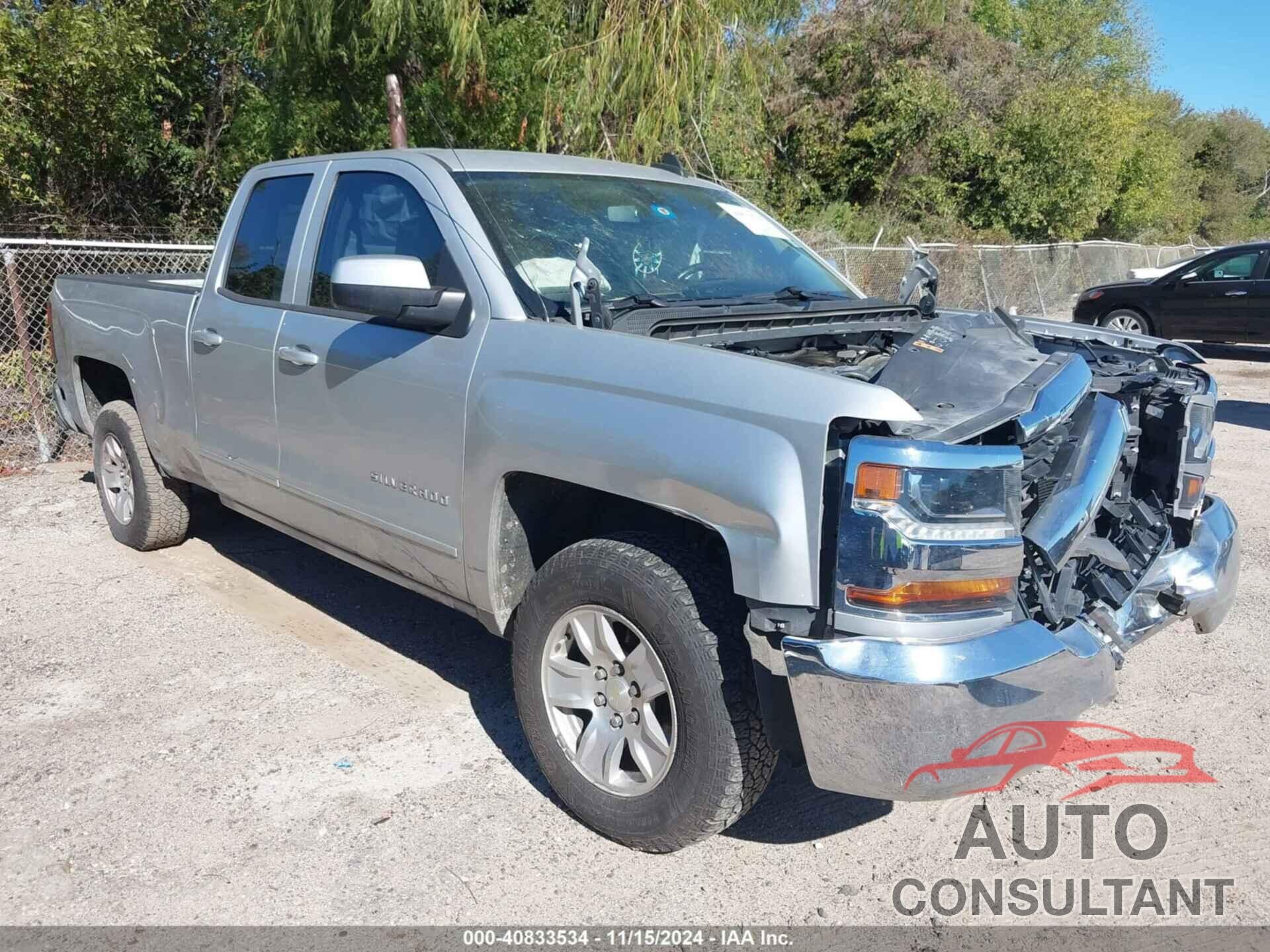 CHEVROLET SILVERADO 1500 2018 - 1GCRCREC0JZ127785