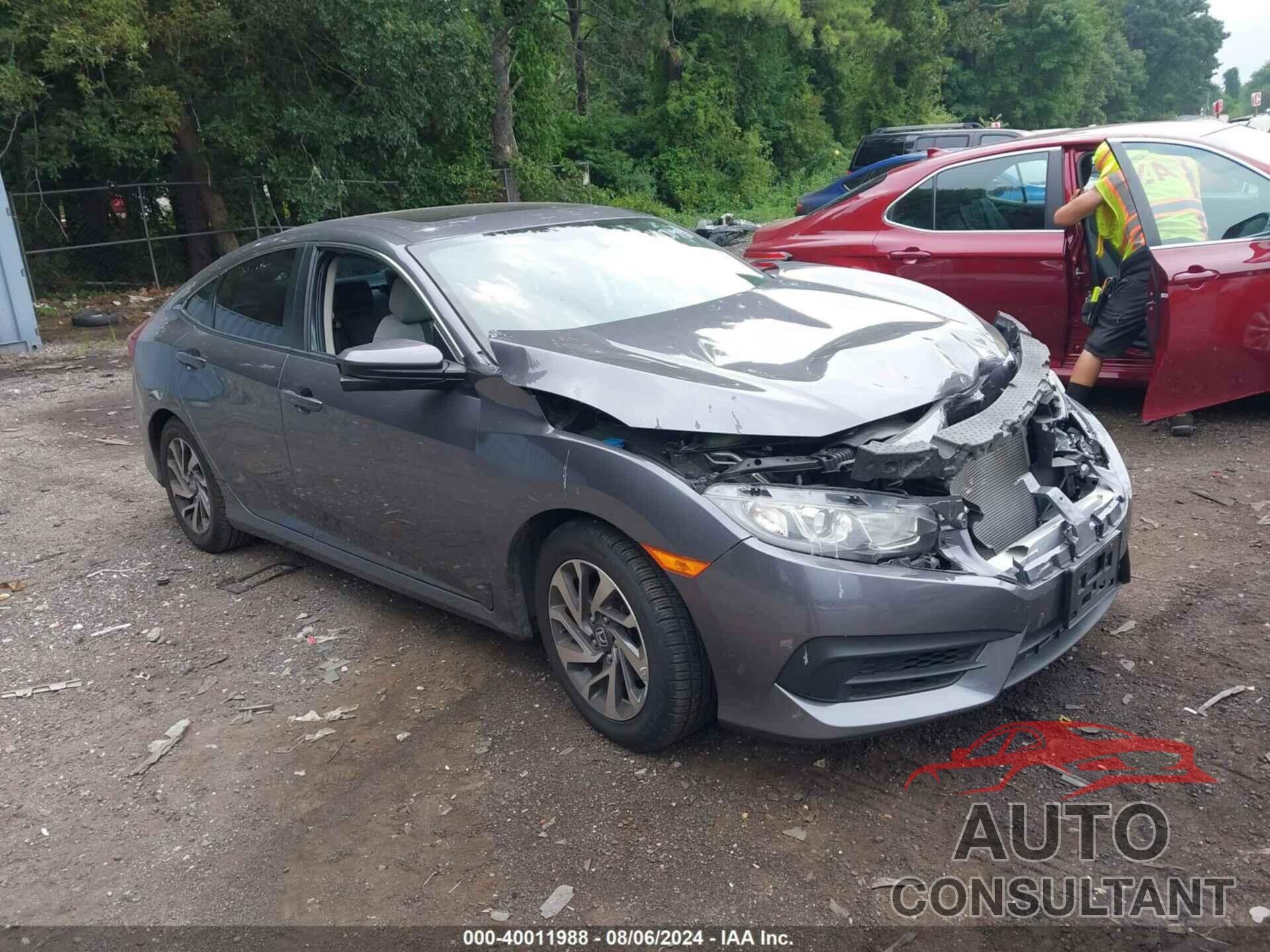 HONDA CIVIC 2018 - 2HGFC2F75JH588297