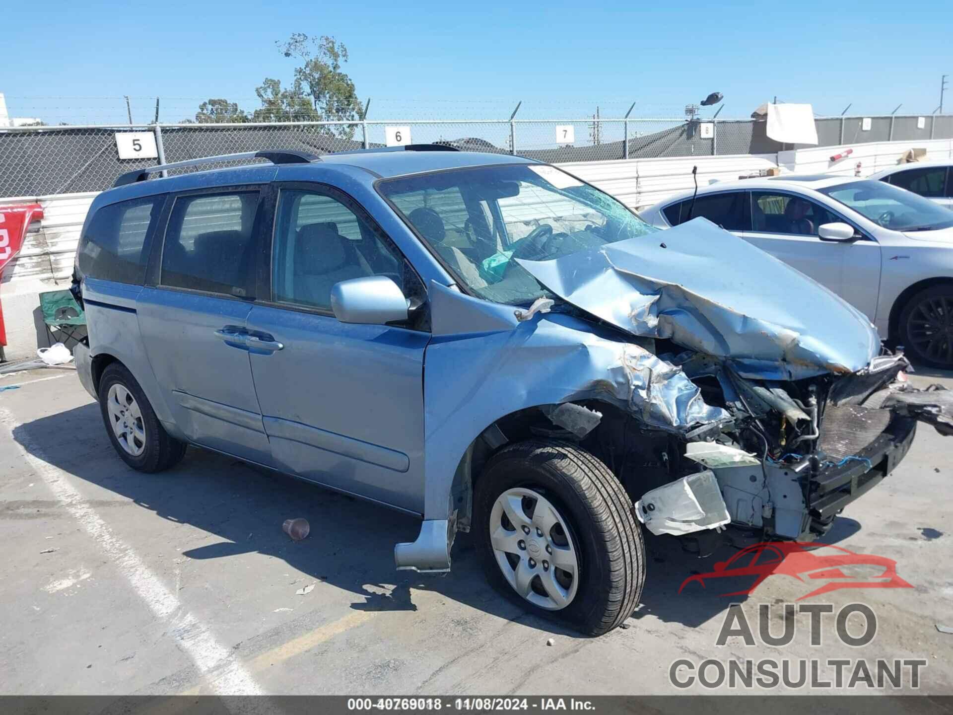 KIA SEDONA 2009 - KNDMB233696300424