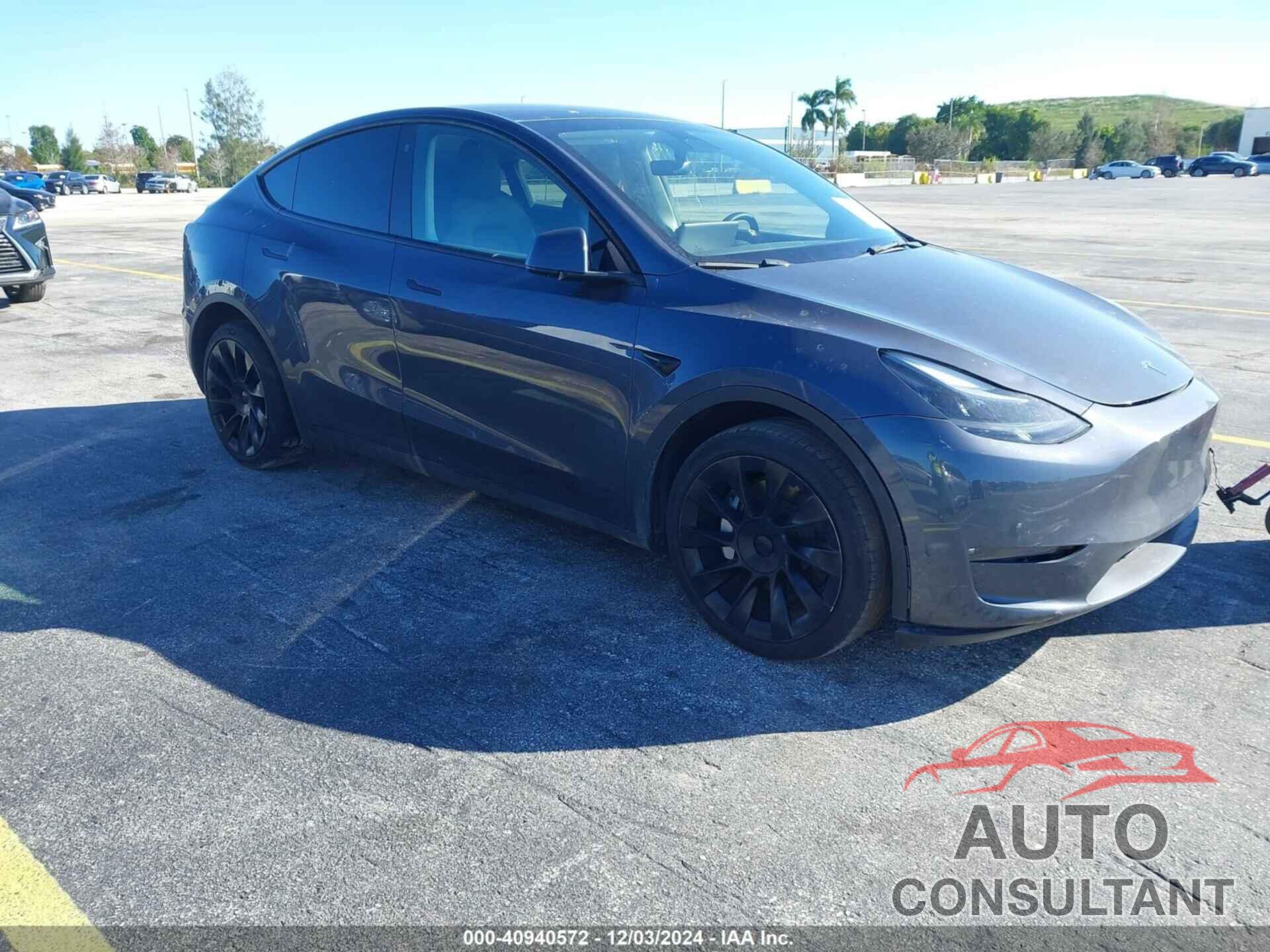 TESLA MODEL Y 2023 - 7SAYGDEE6PF783222