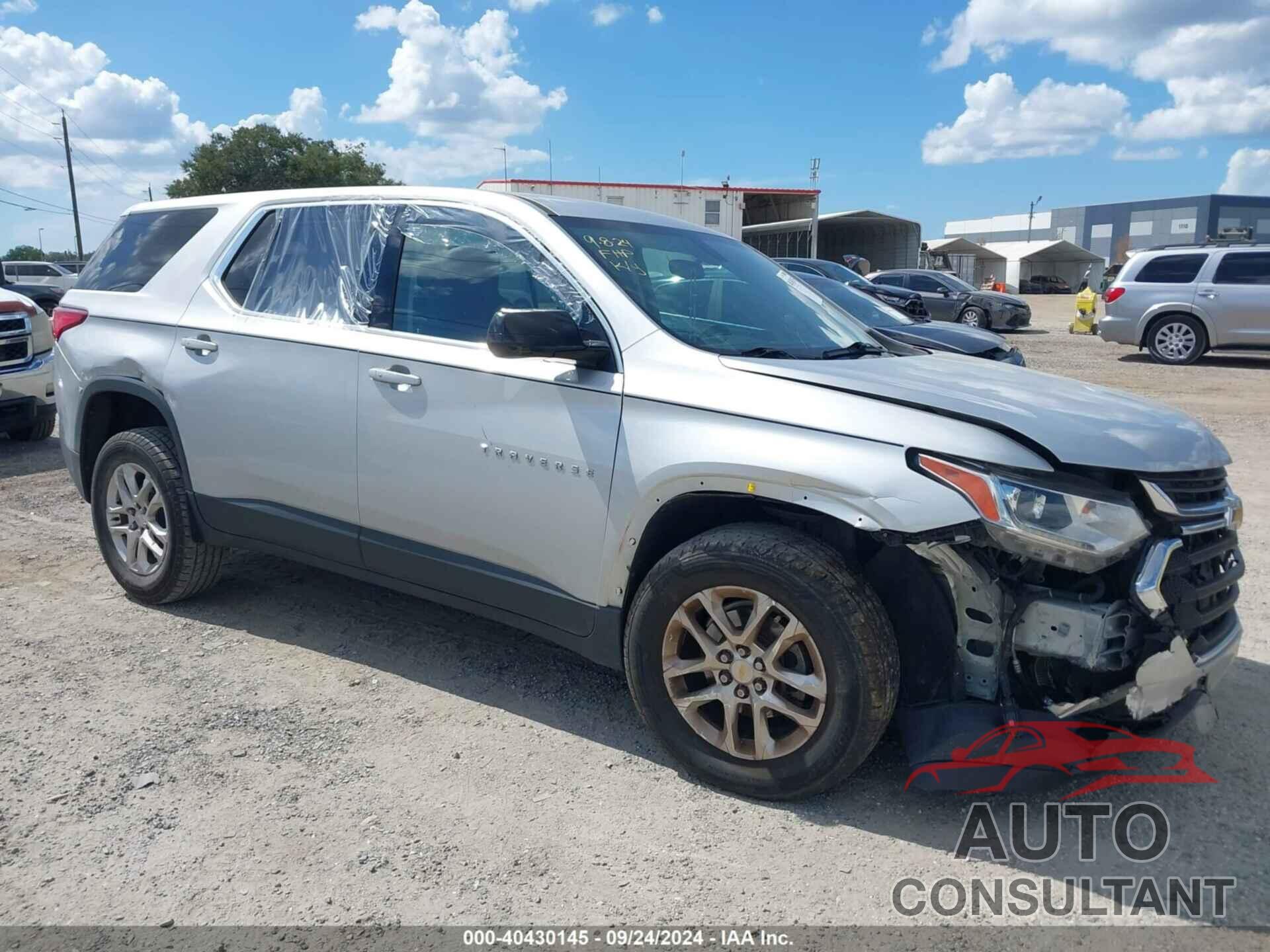 CHEVROLET TRAVERSE 2019 - 1GNERFKW4KJ129704