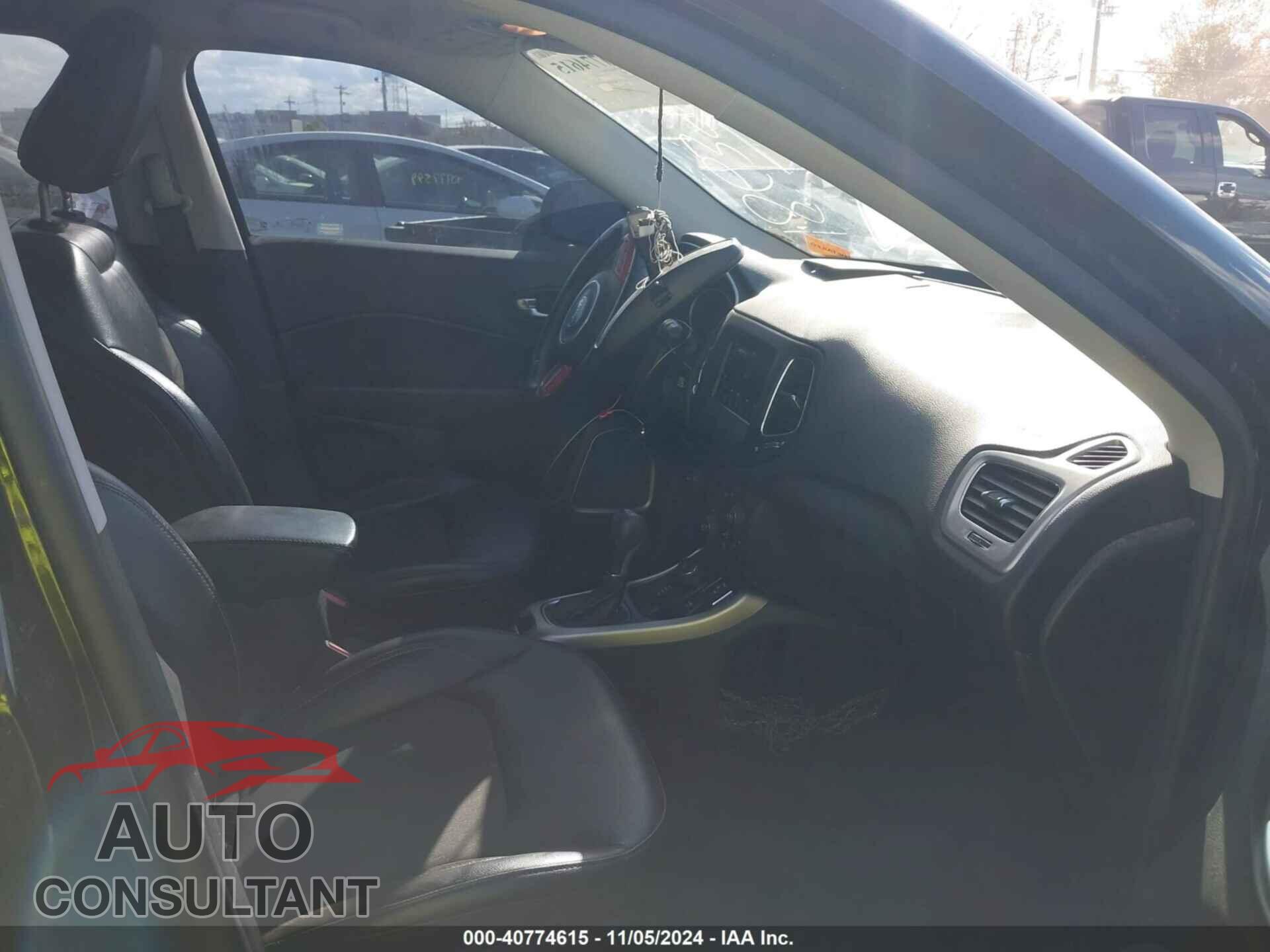 JEEP COMPASS 2020 - 3C4NJDBB8LT186399