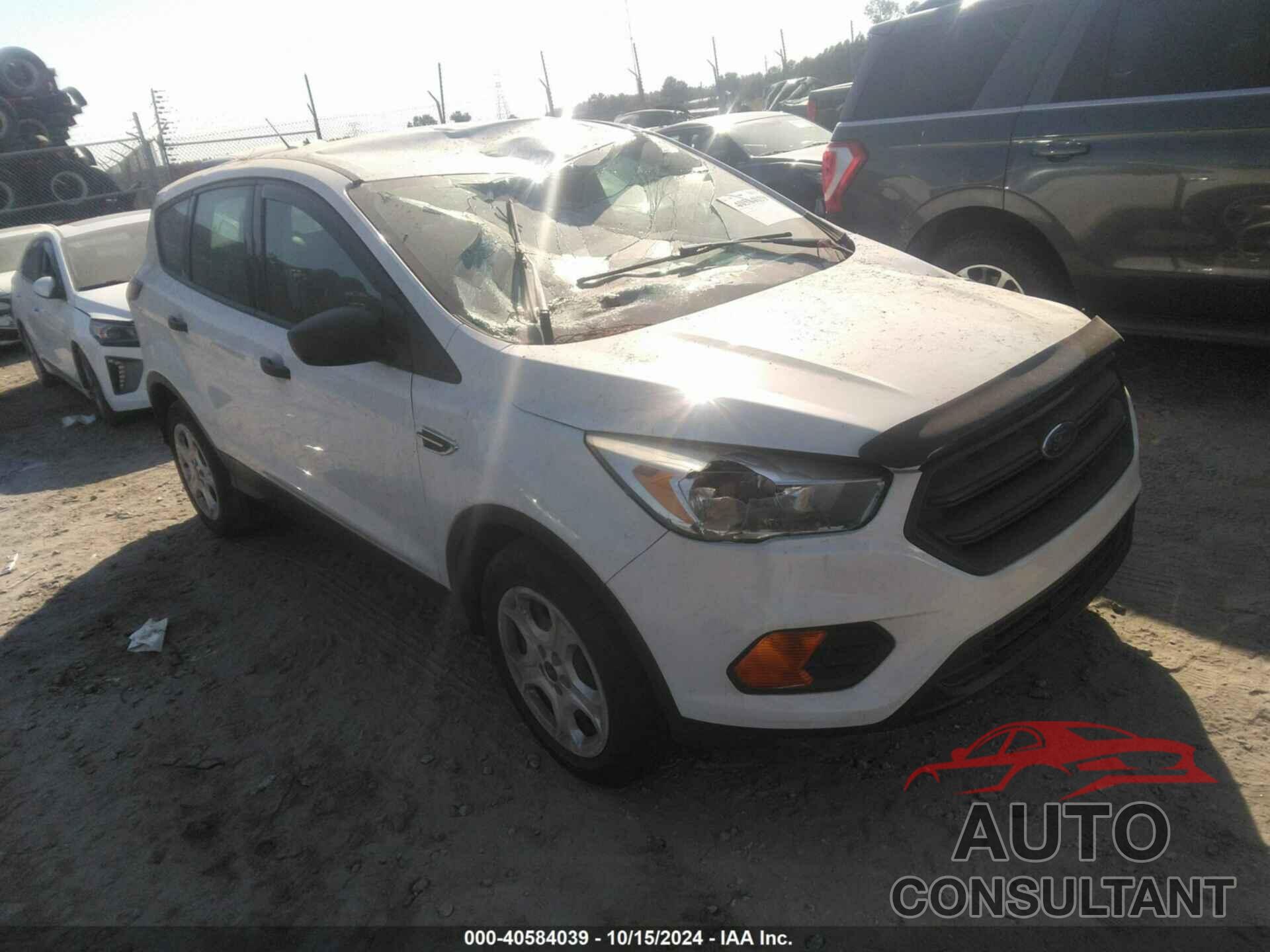 FORD ESCAPE 2017 - 1FMCU0F76HUB96824