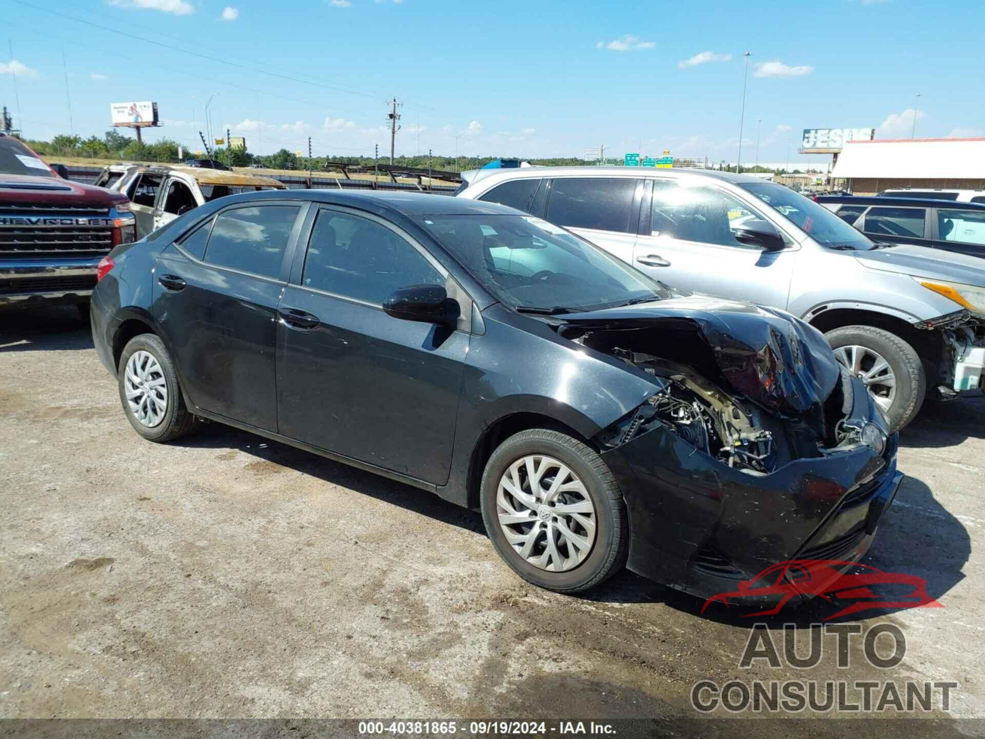 TOYOTA COROLLA 2017 - 5YFBURHE4HP666121
