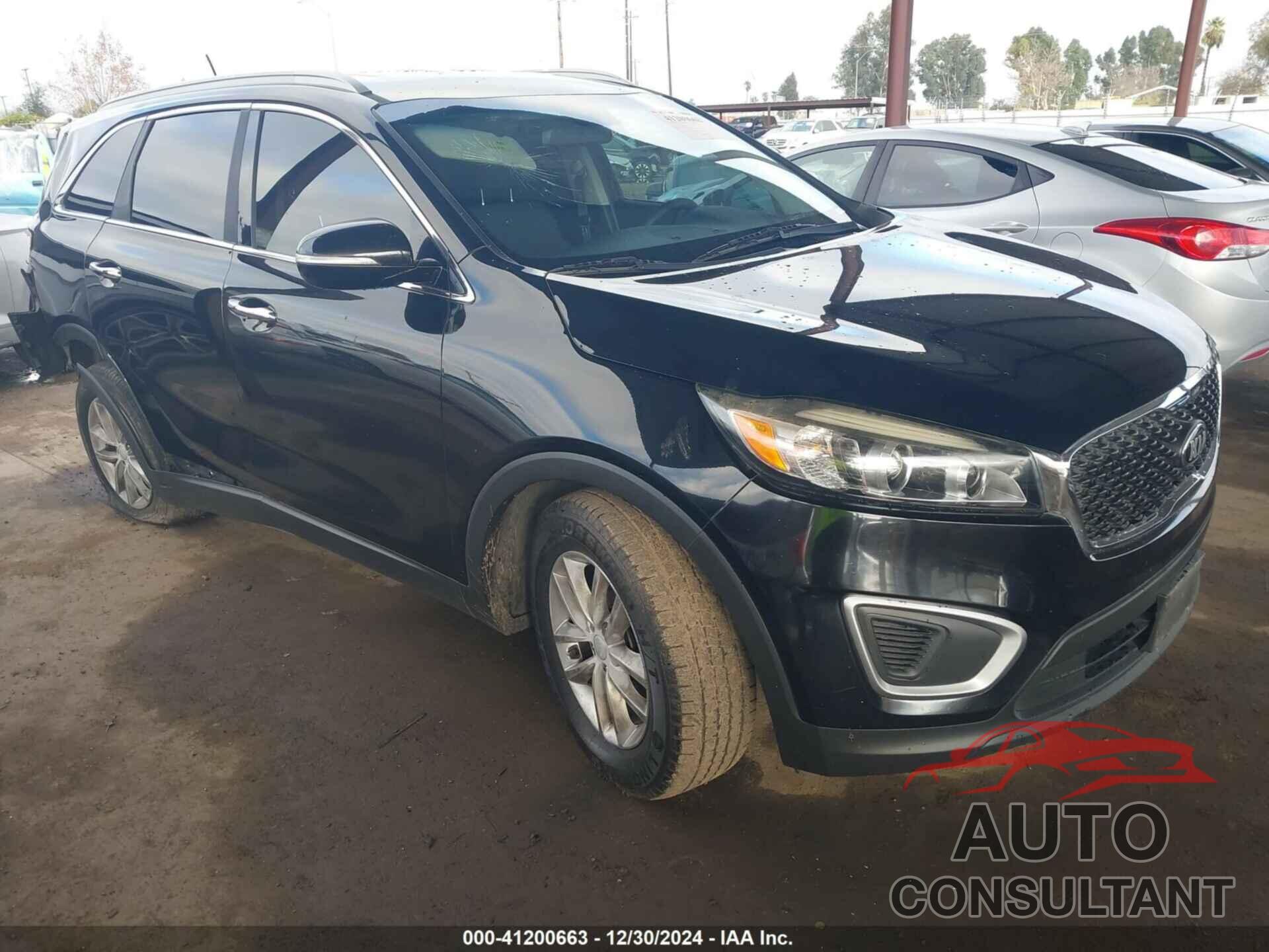 KIA SORENTO 2018 - 5XYPG4A58JG358633