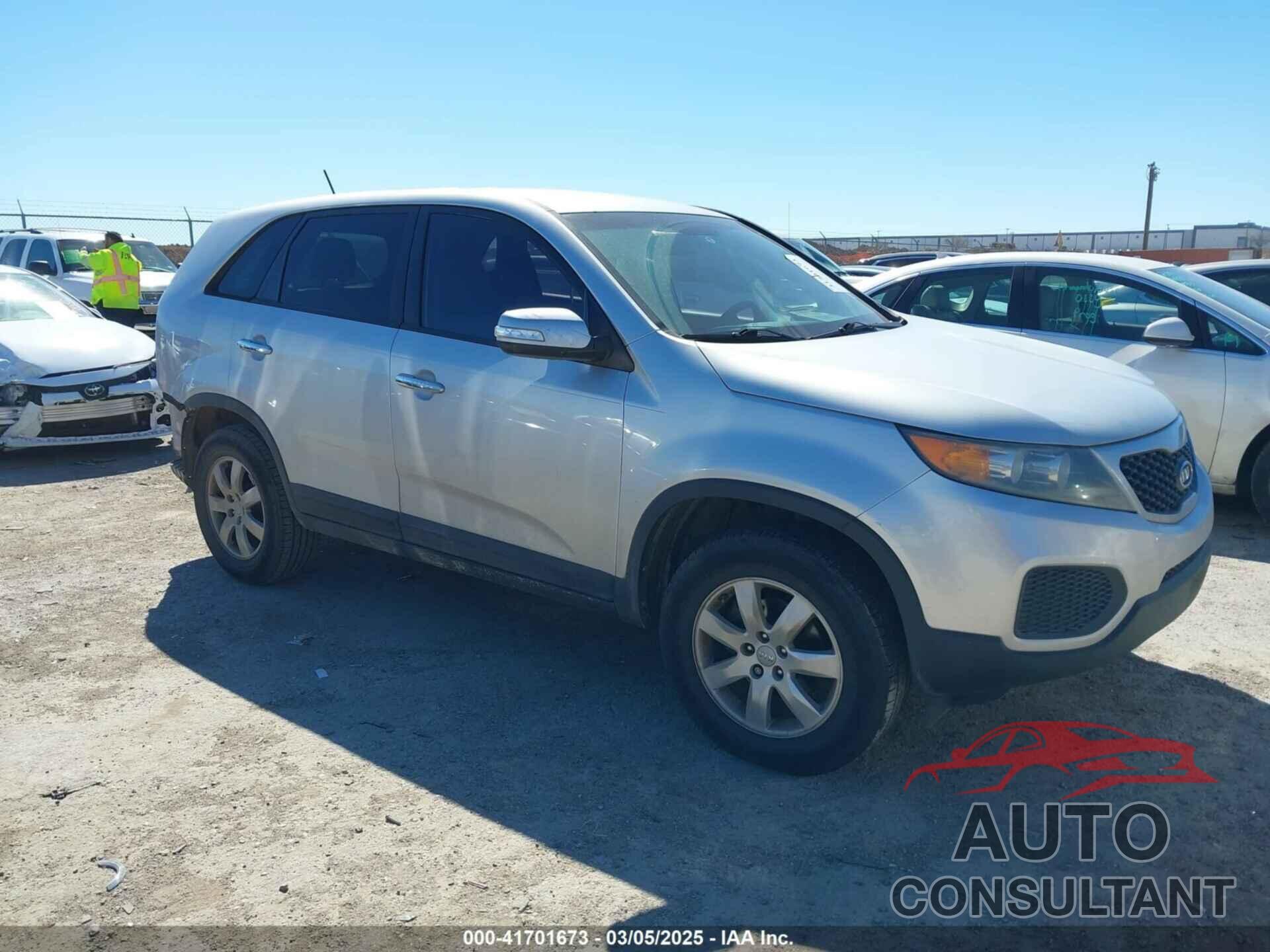 KIA SORENTO 2013 - 5XYKT4A13DG350513
