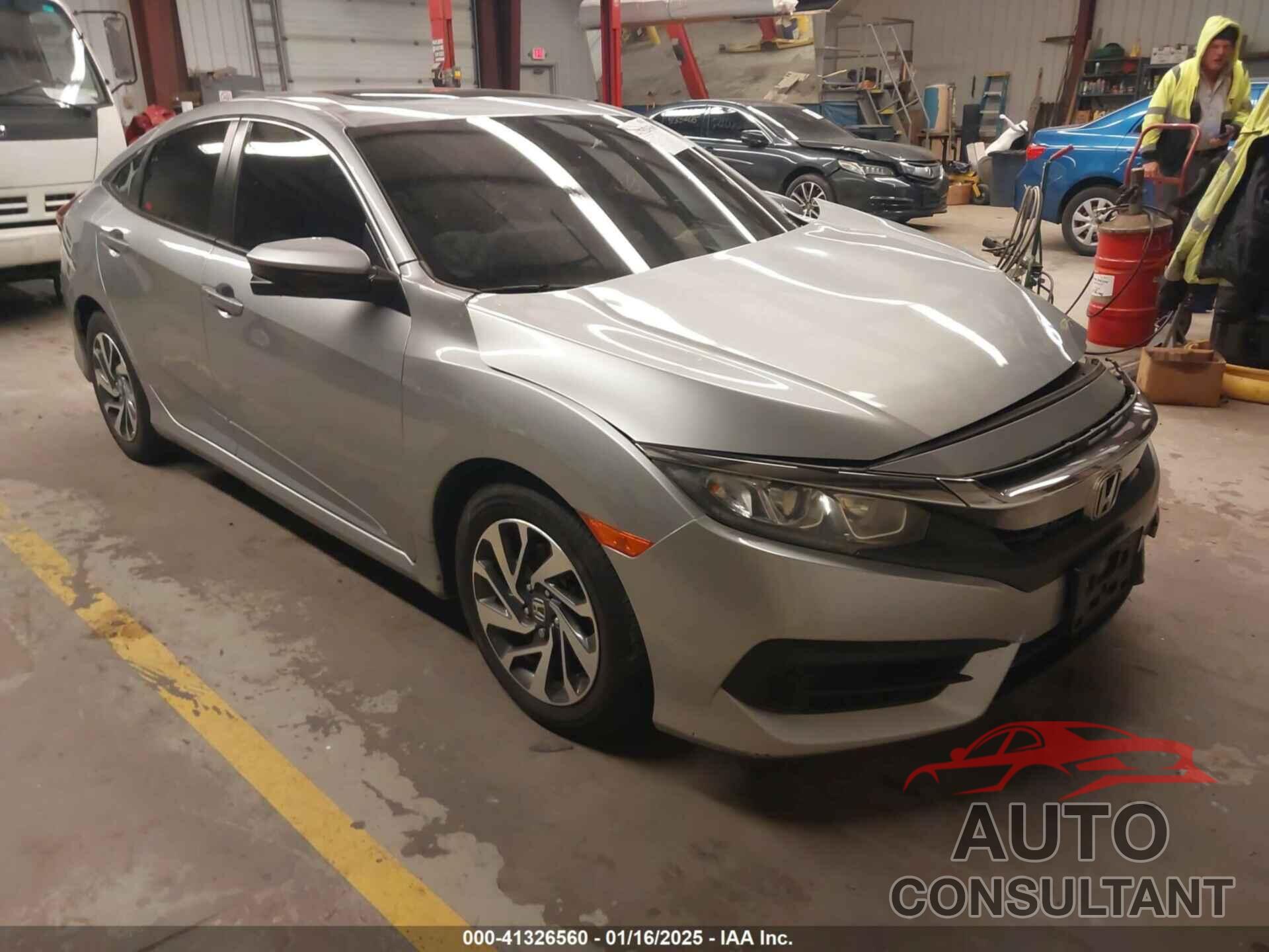 HONDA CIVIC 2017 - 19XFC2F74HE232587