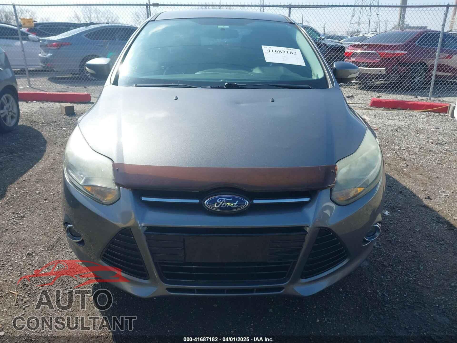 FORD FOCUS 2014 - 1FADP3N26EL206590