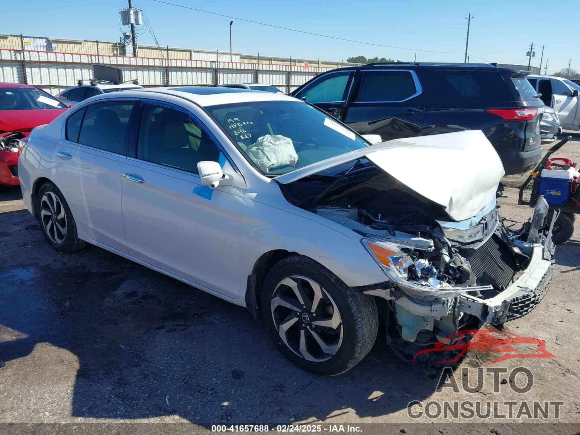 HONDA ACCORD 2017 - 1HGCR3F82HA028455