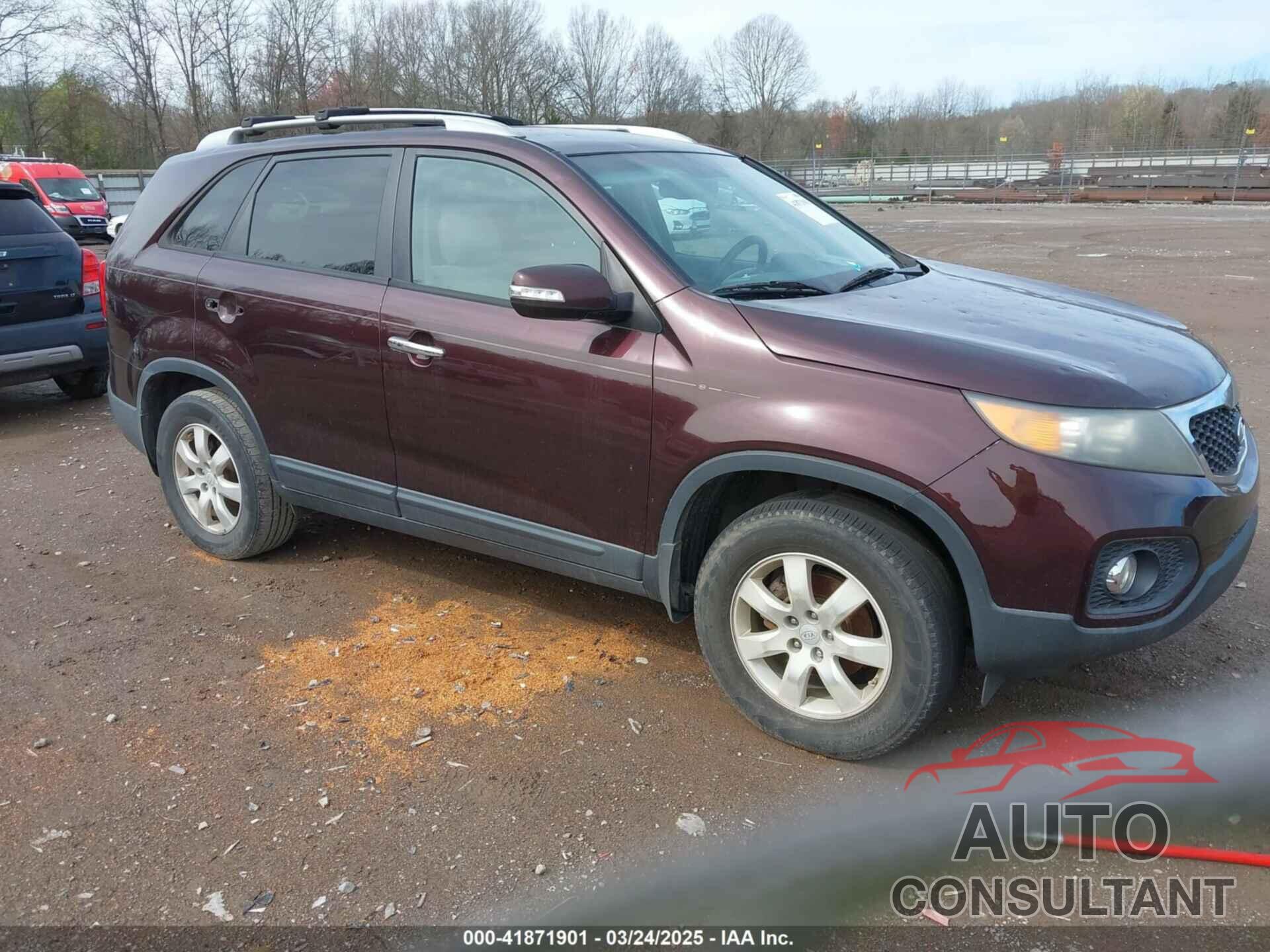 KIA SORENTO 2011 - 5XYKT4A15BG168342