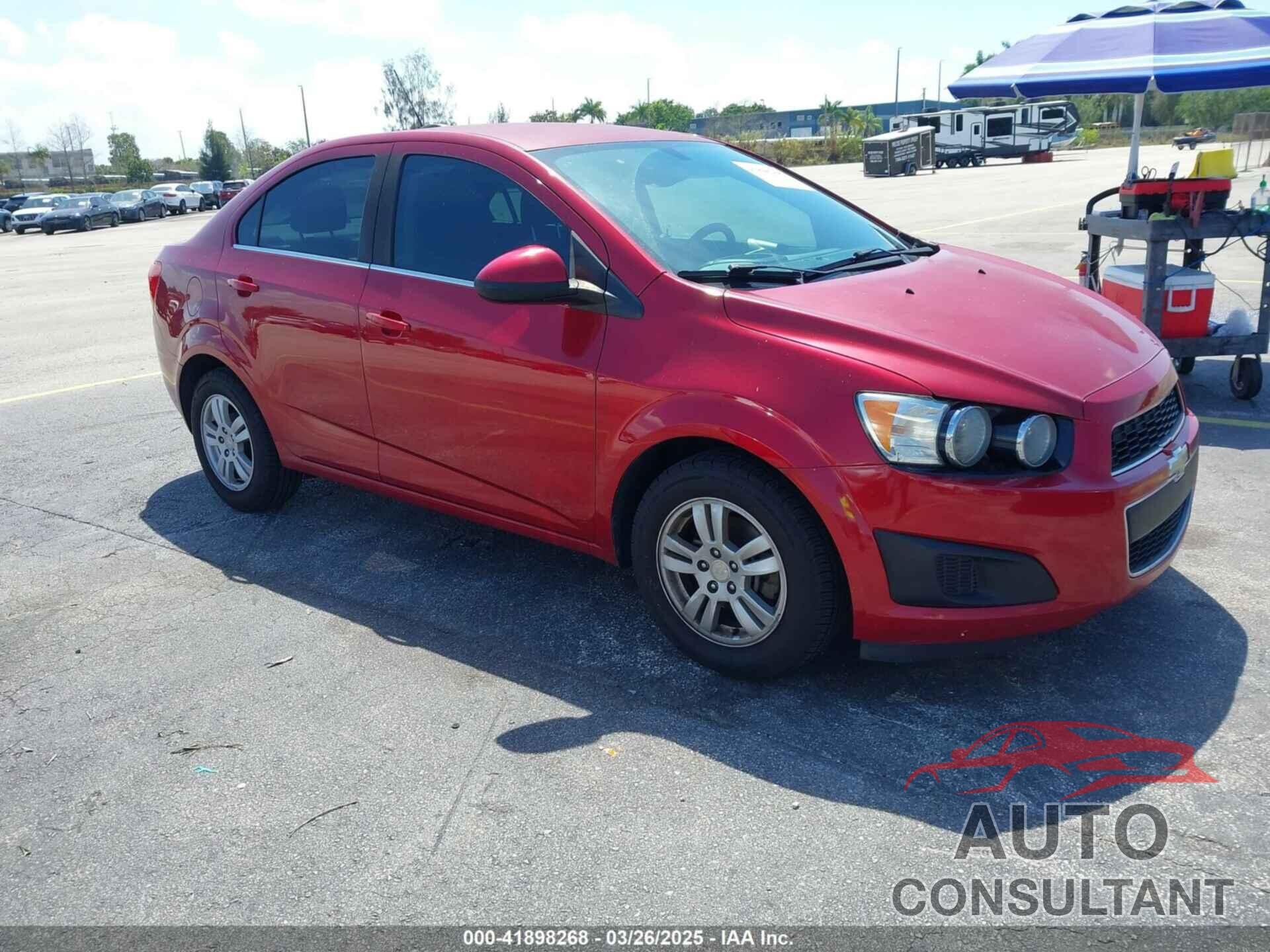 CHEVROLET SONIC 2016 - 1G1JC5SH2G4166768