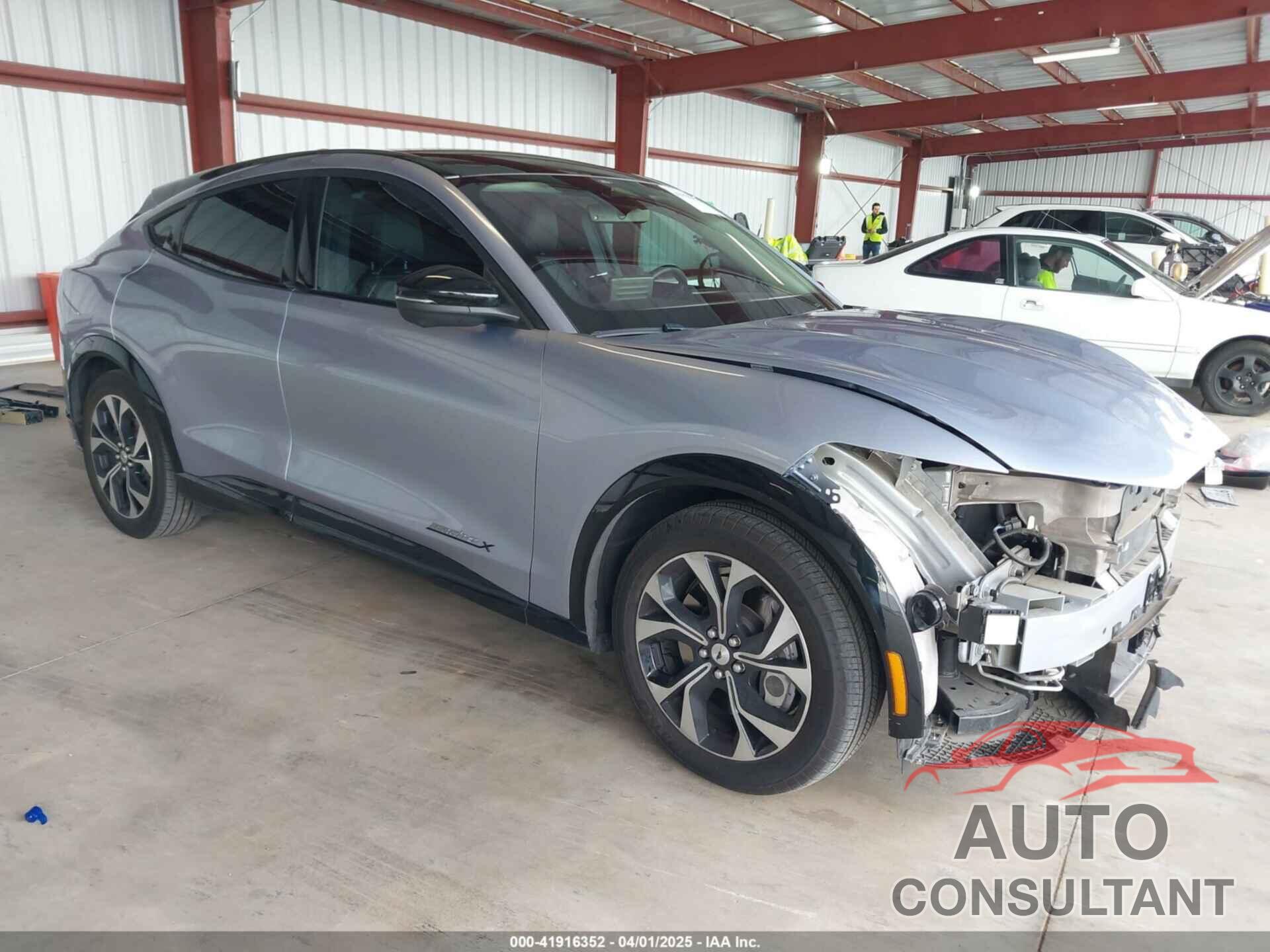 FORD MUSTANG MACH-E 2022 - 3FMTK3R73NMA26889