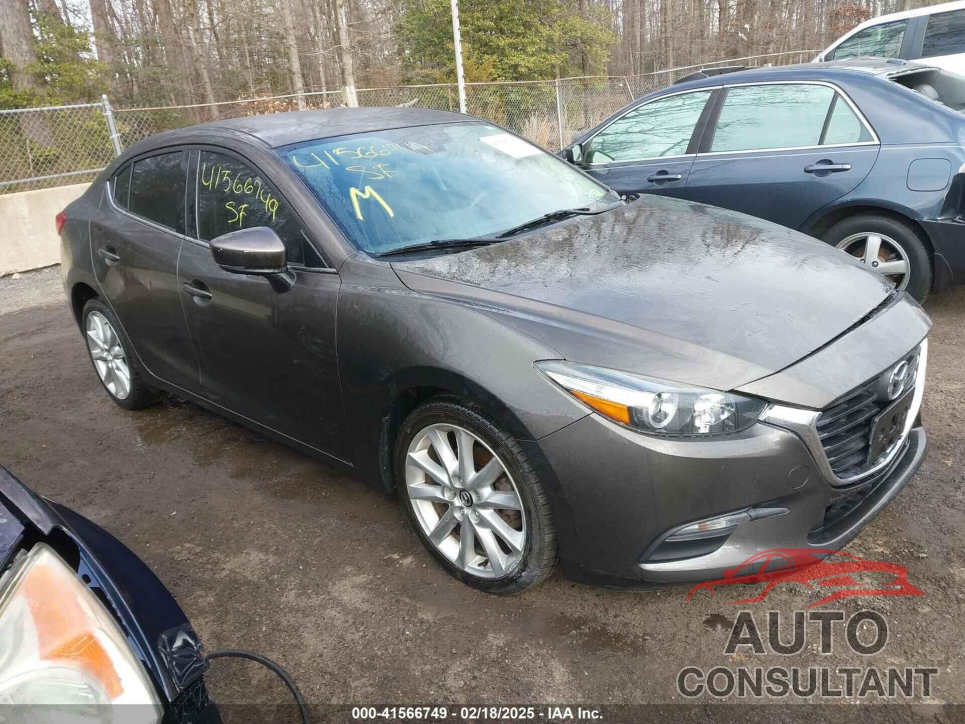 MAZDA MAZDA3 2017 - JM1BN1V78H1105767